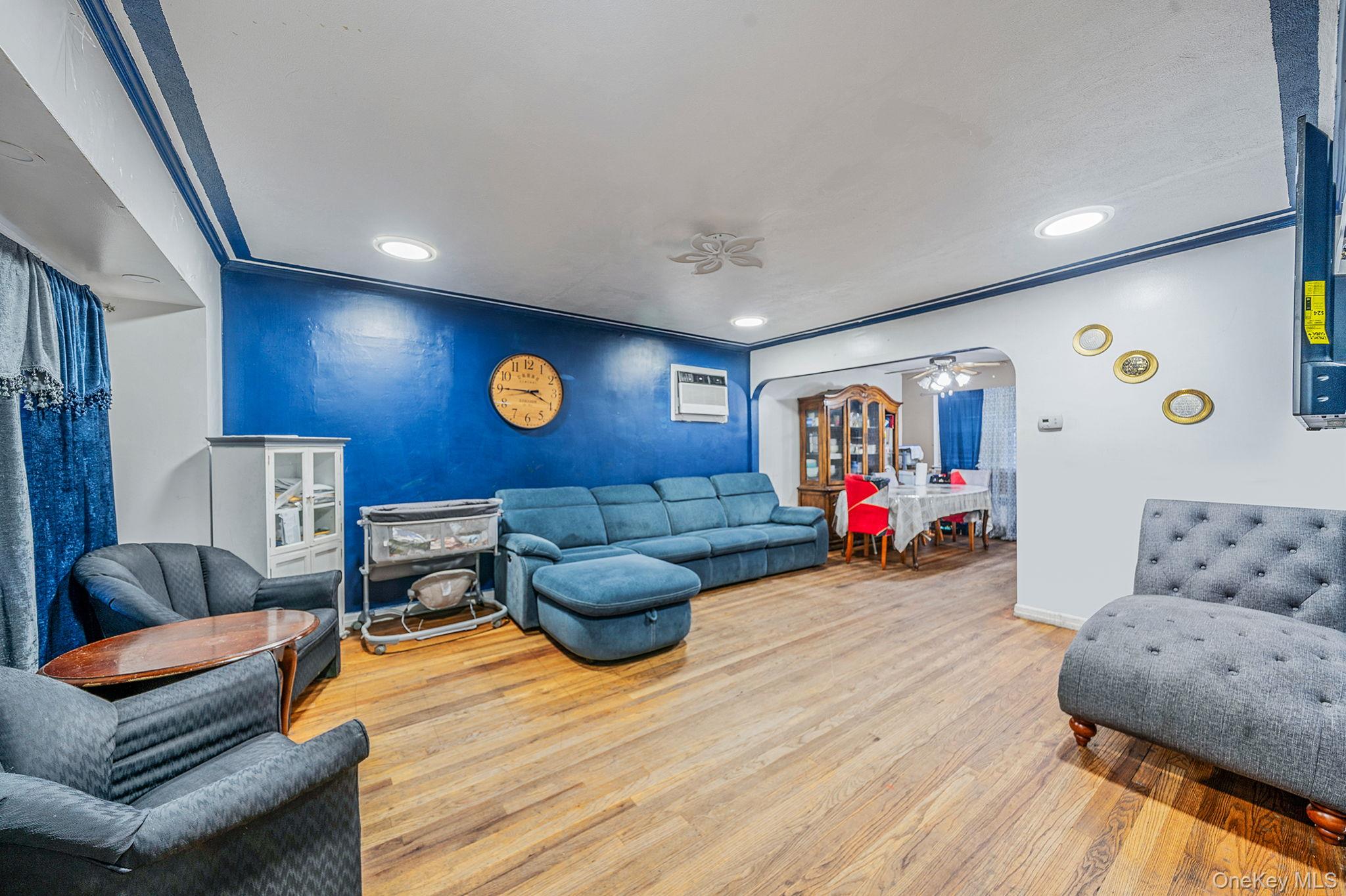 98 Miriam Street Valley Stream Valley Stream, NY 11581