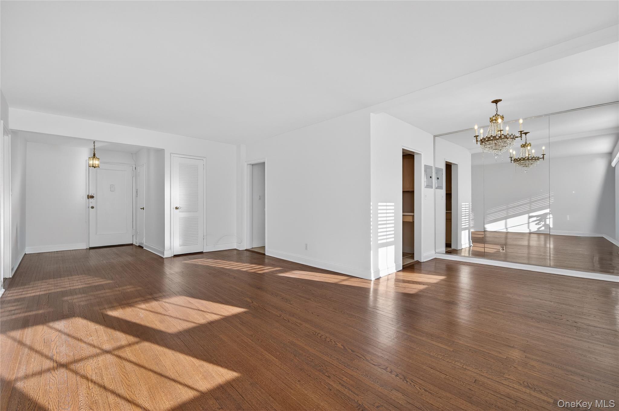 366 Stewart Avenue B1 Garden City Garden City, NY 11530