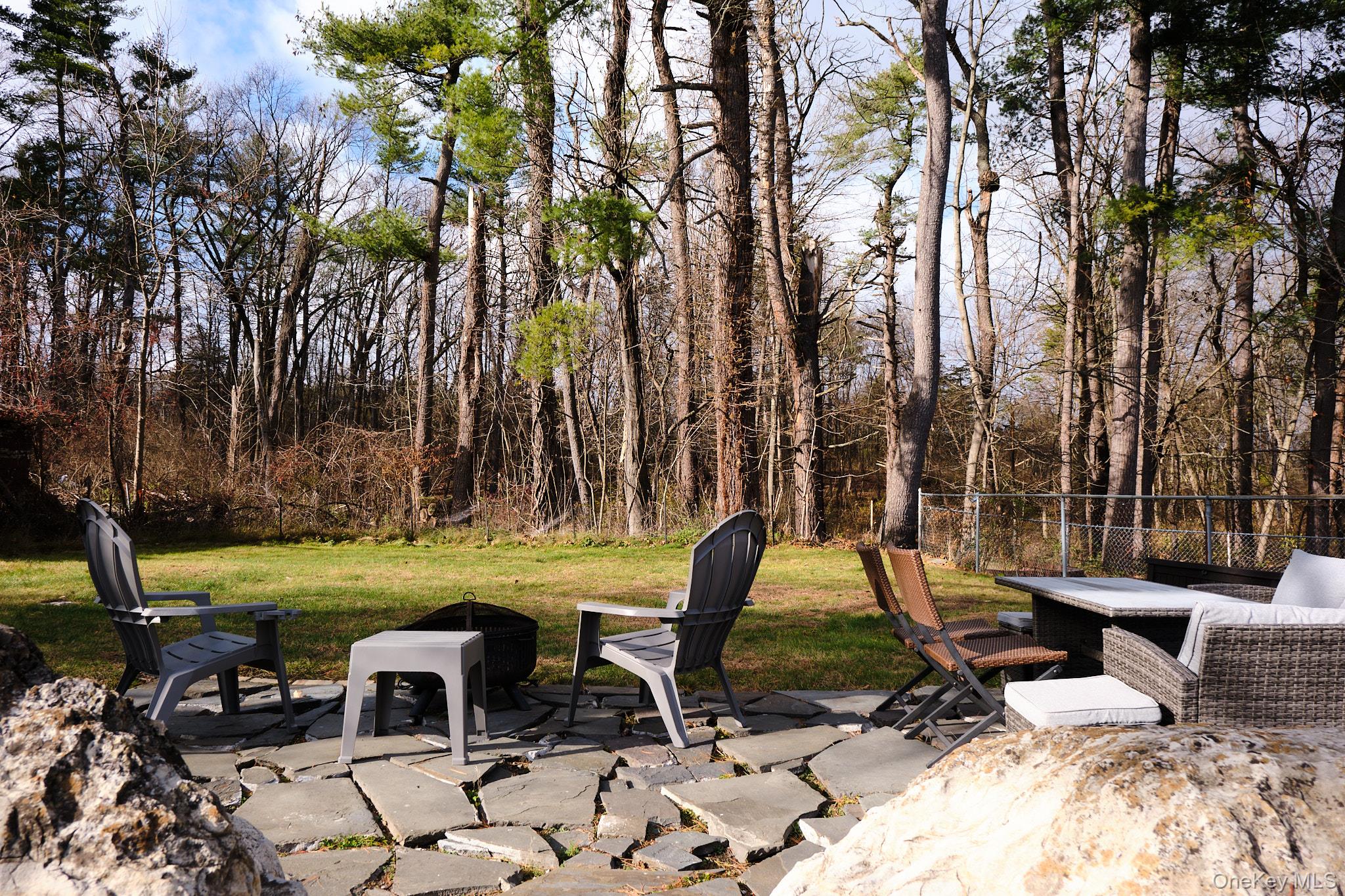 185 Fairview Avenue Out of NYC Kingston, NY 12401