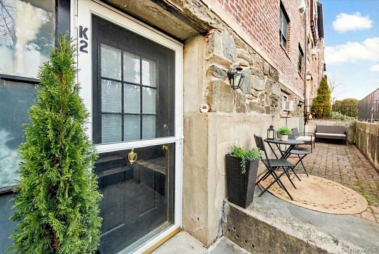 1456 Boston Post Road K-2 Larchmont Larchmont, NY 10538