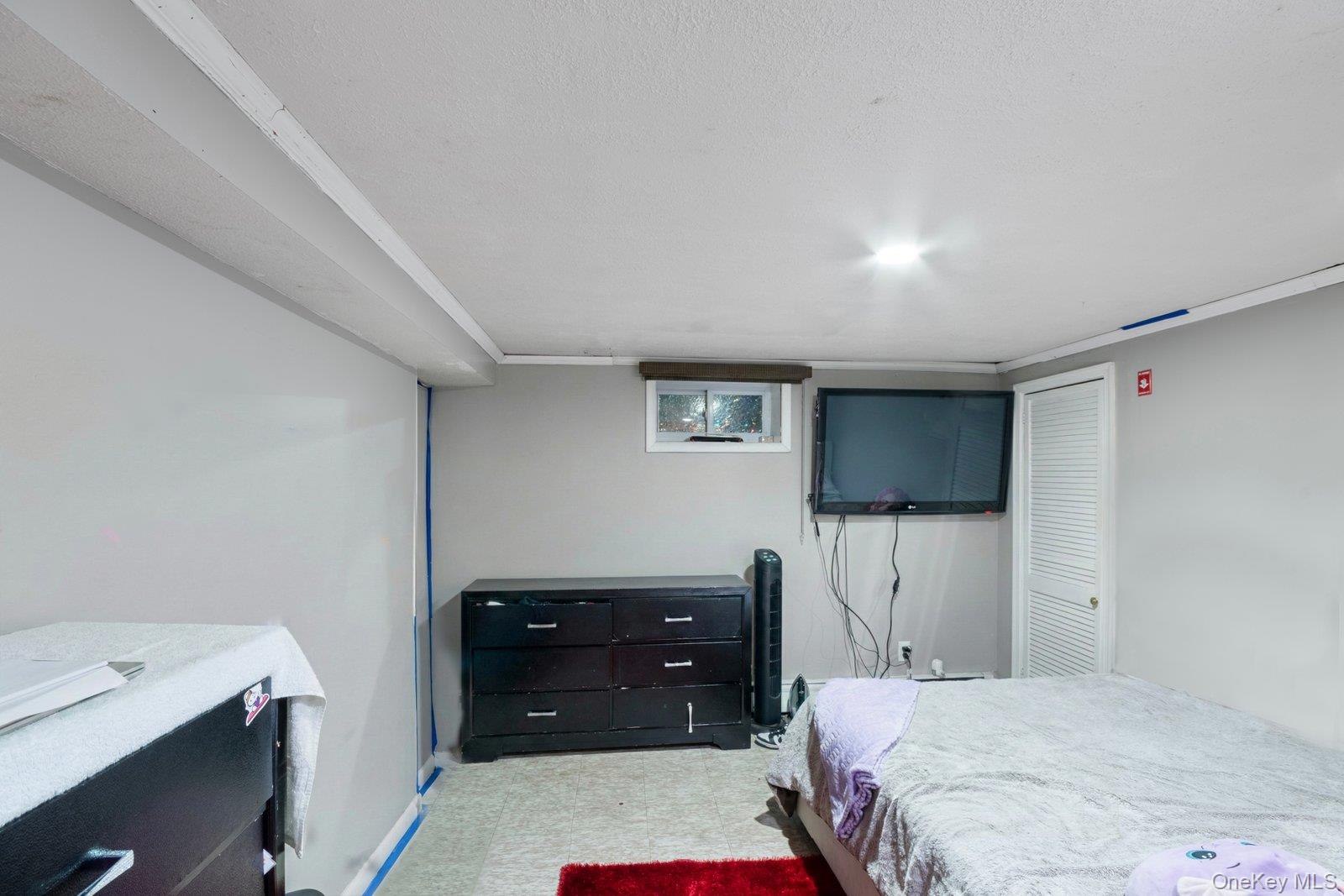 250 Spur Drive S Bay Shore Bay Shore, NY 11706