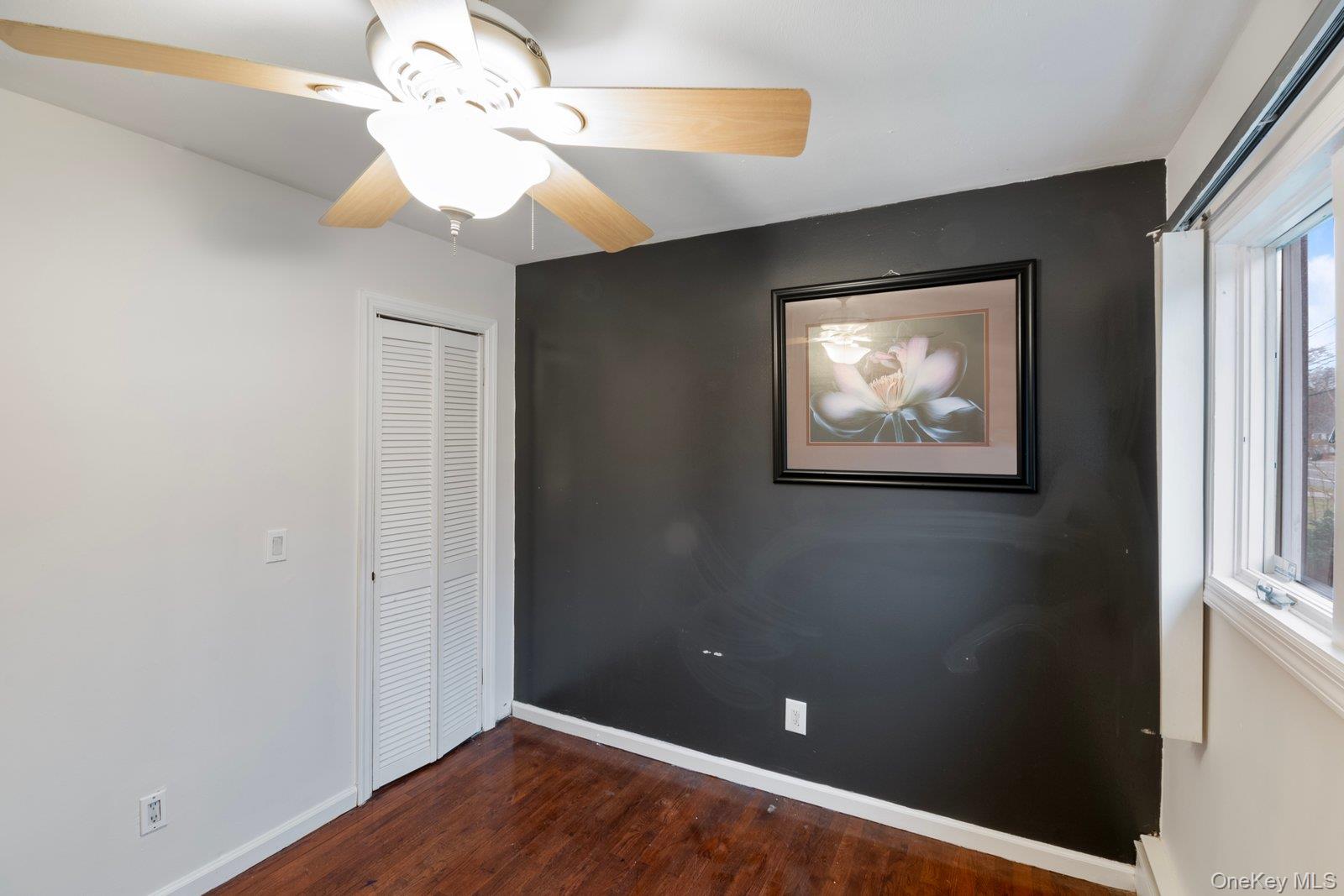 250 Spur Drive S Bay Shore Bay Shore, NY 11706