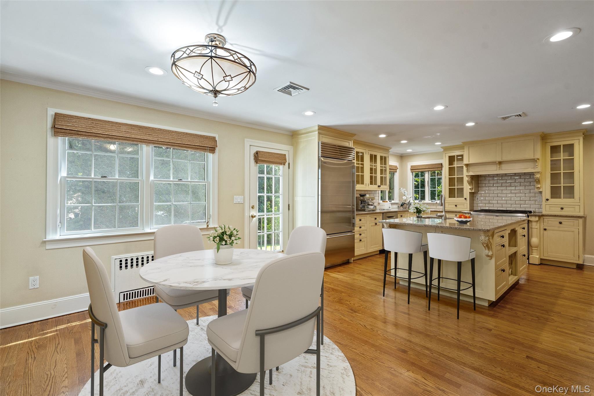 74 Eakins Road Manhasset Manhasset, NY 11030