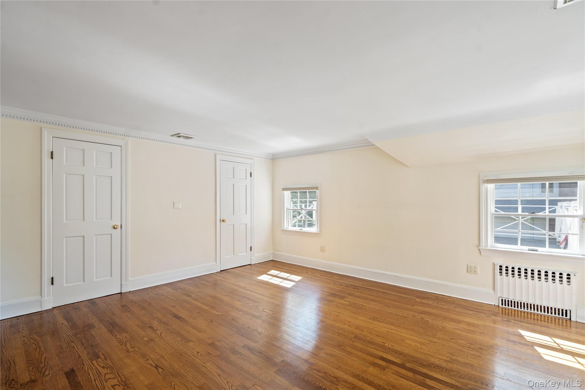 74 Eakins Road Manhasset Manhasset, NY 11030