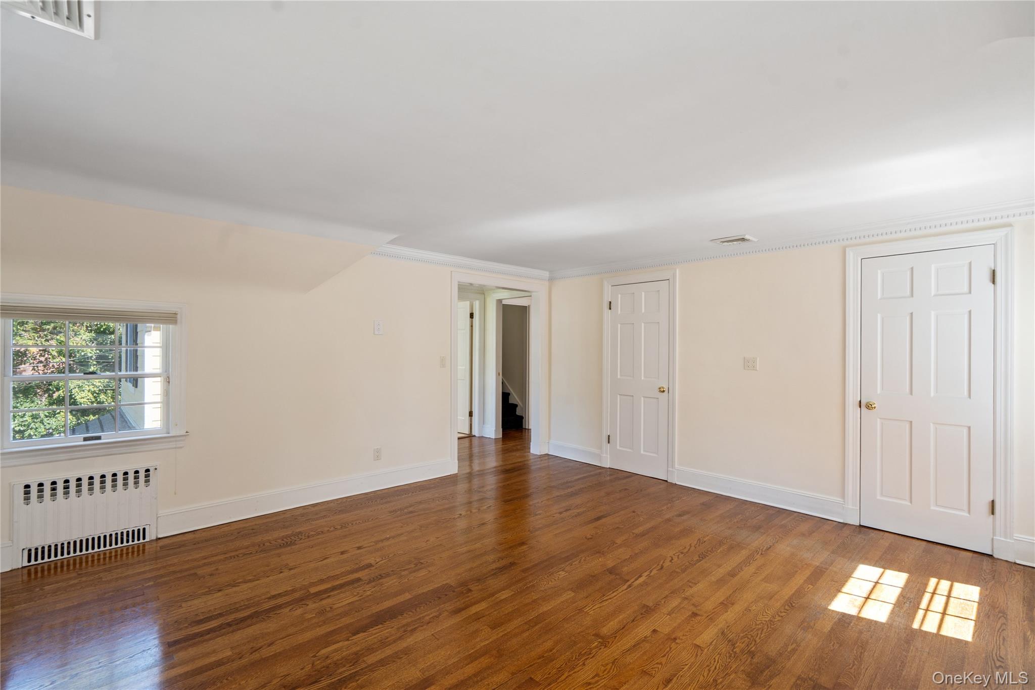 74 Eakins Road Manhasset Manhasset, NY 11030