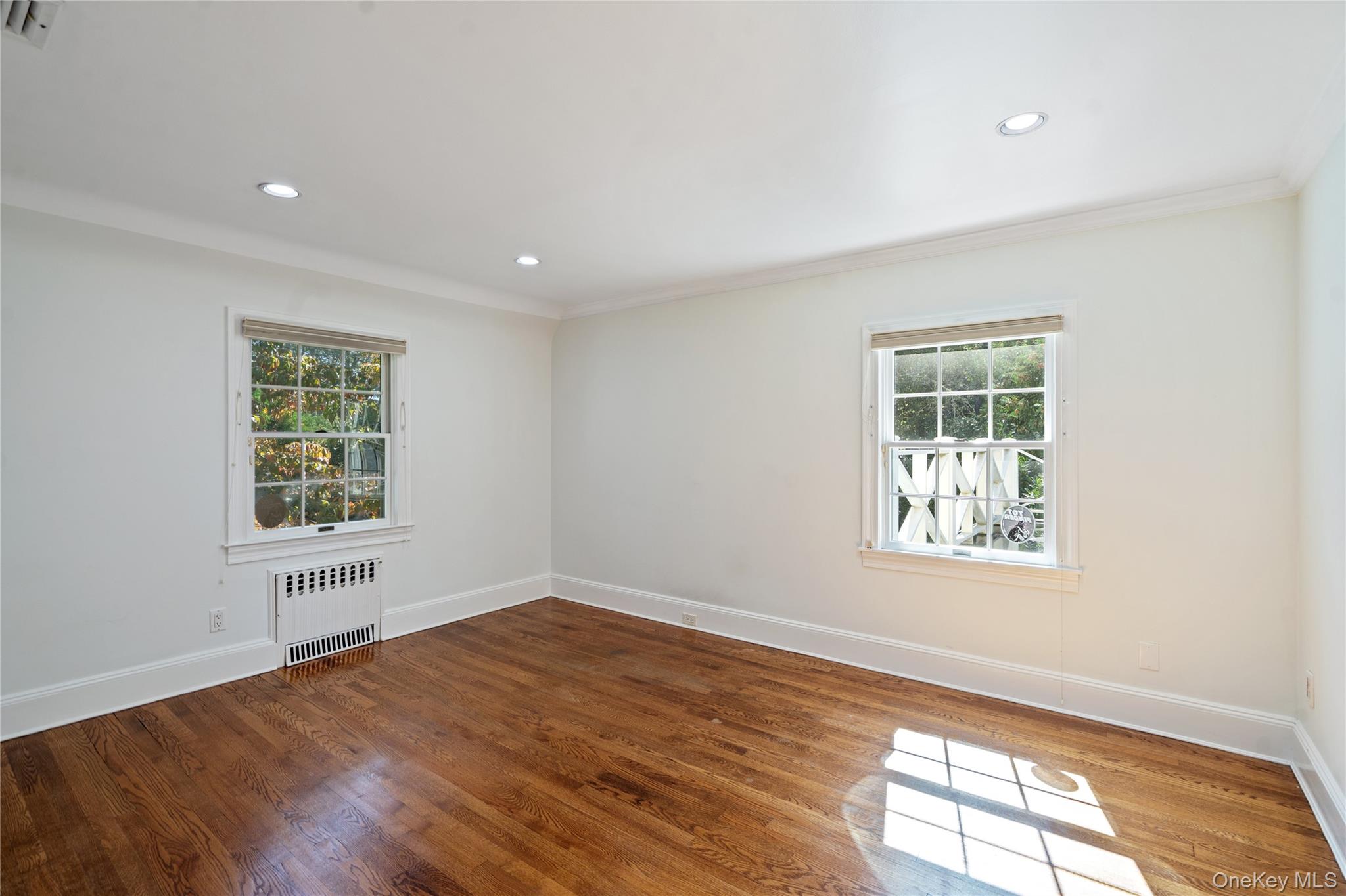 74 Eakins Road Manhasset Manhasset, NY 11030