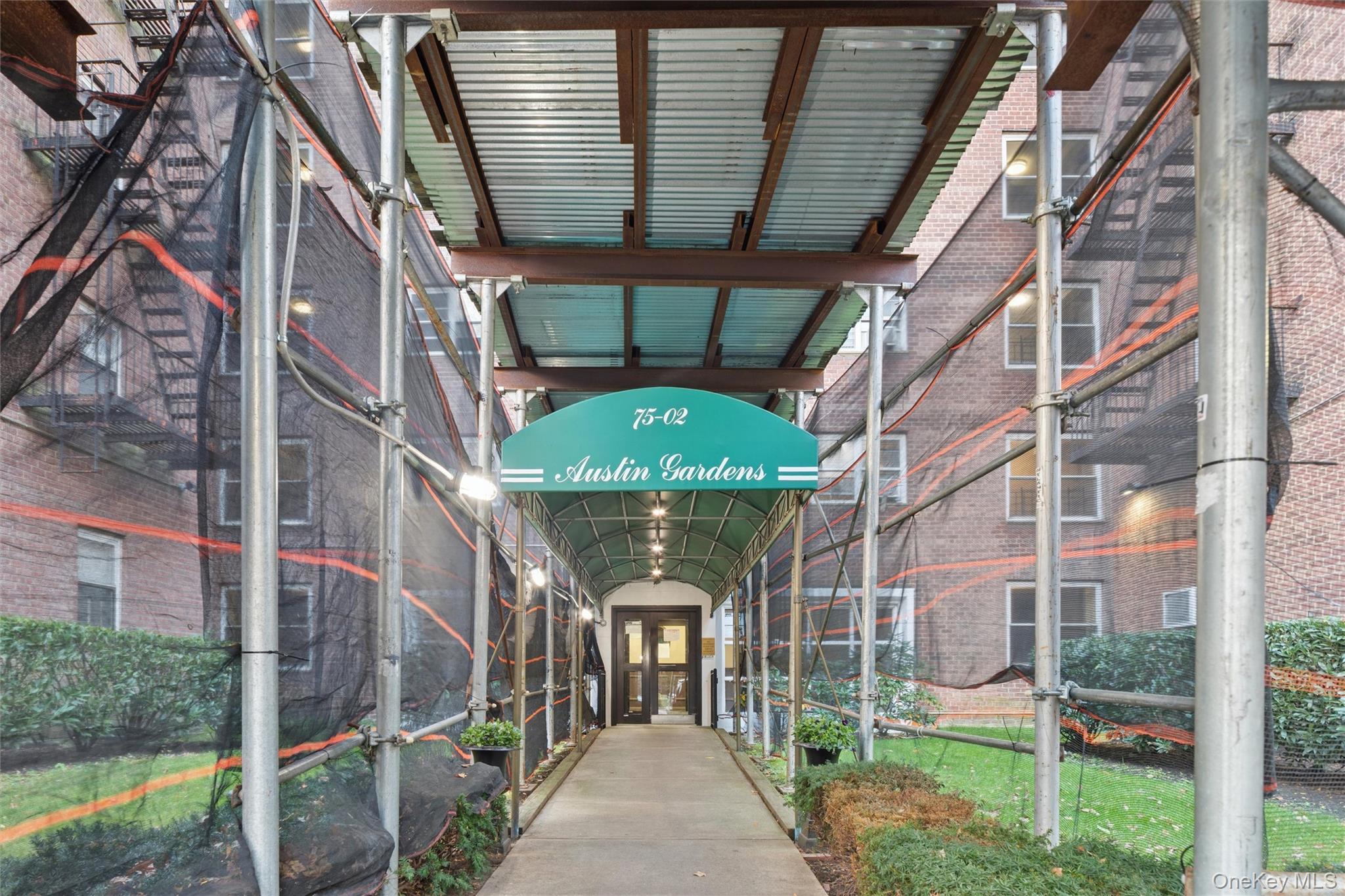 75-02 Austin Street 2-C Forest Hills Forest Hills, NY 11375