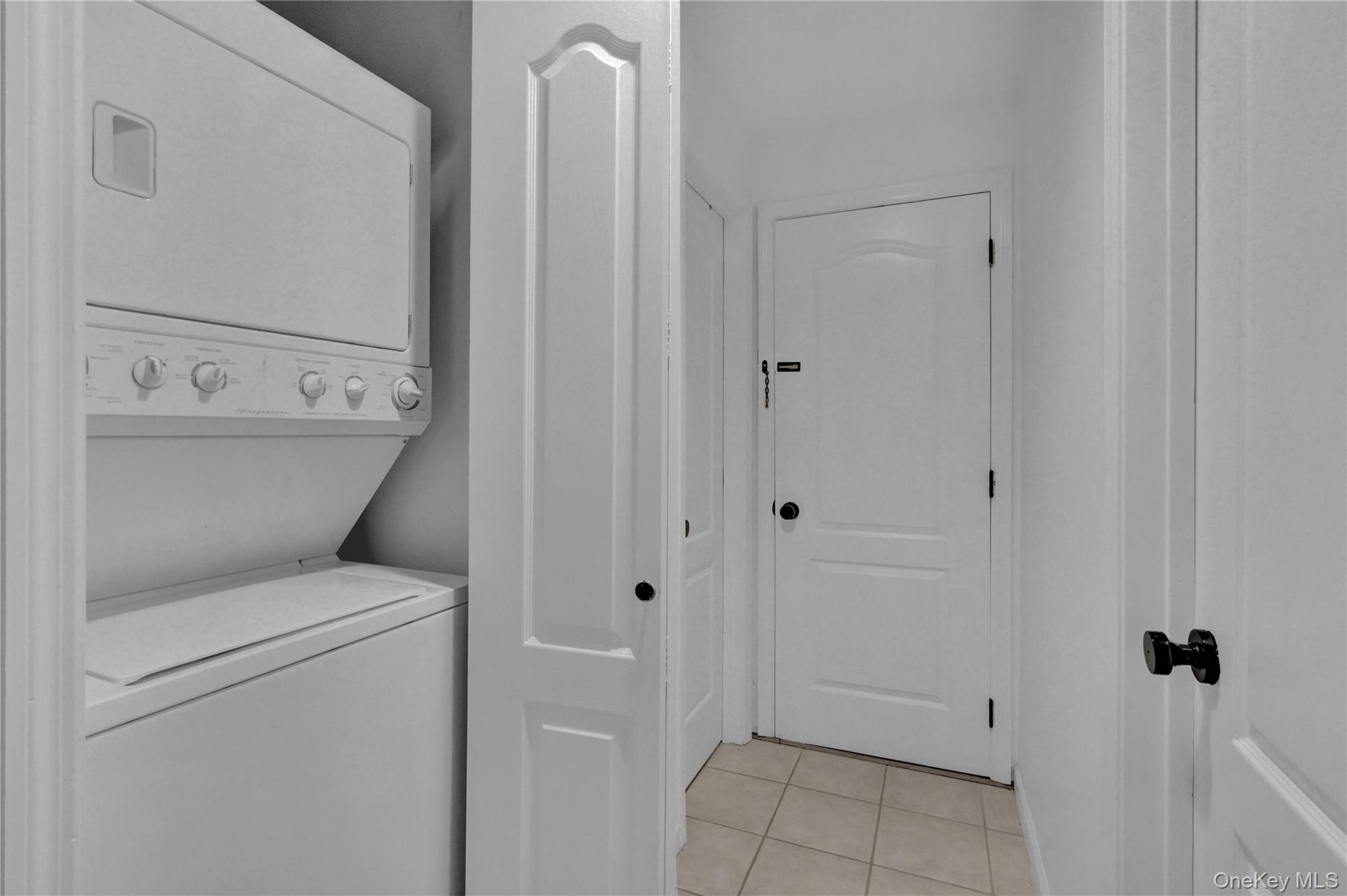 108 Hunter Avenue Miller Place Miller Place, NY 11764