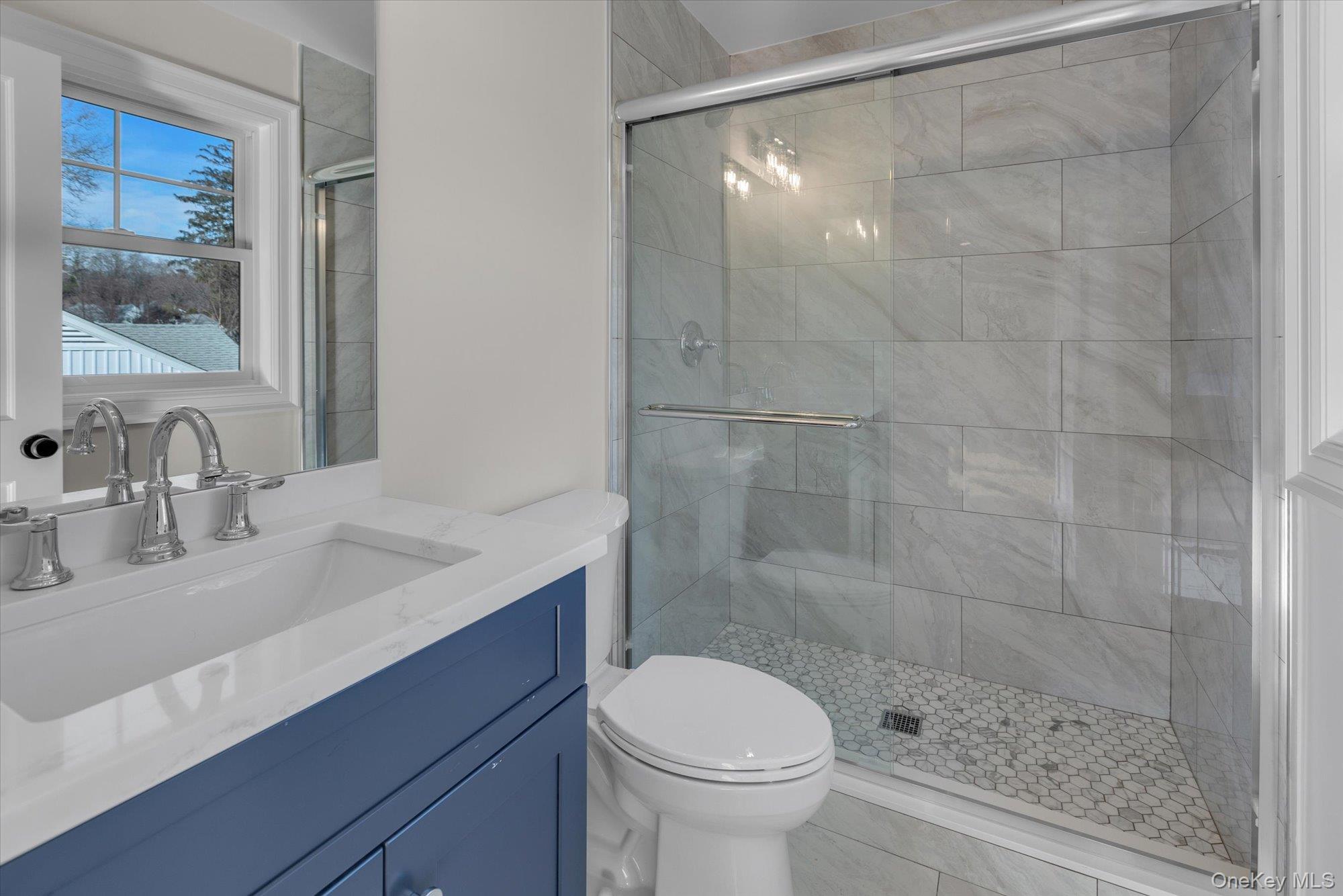 44 N Woodhull Road Huntington Huntington, NY 11743