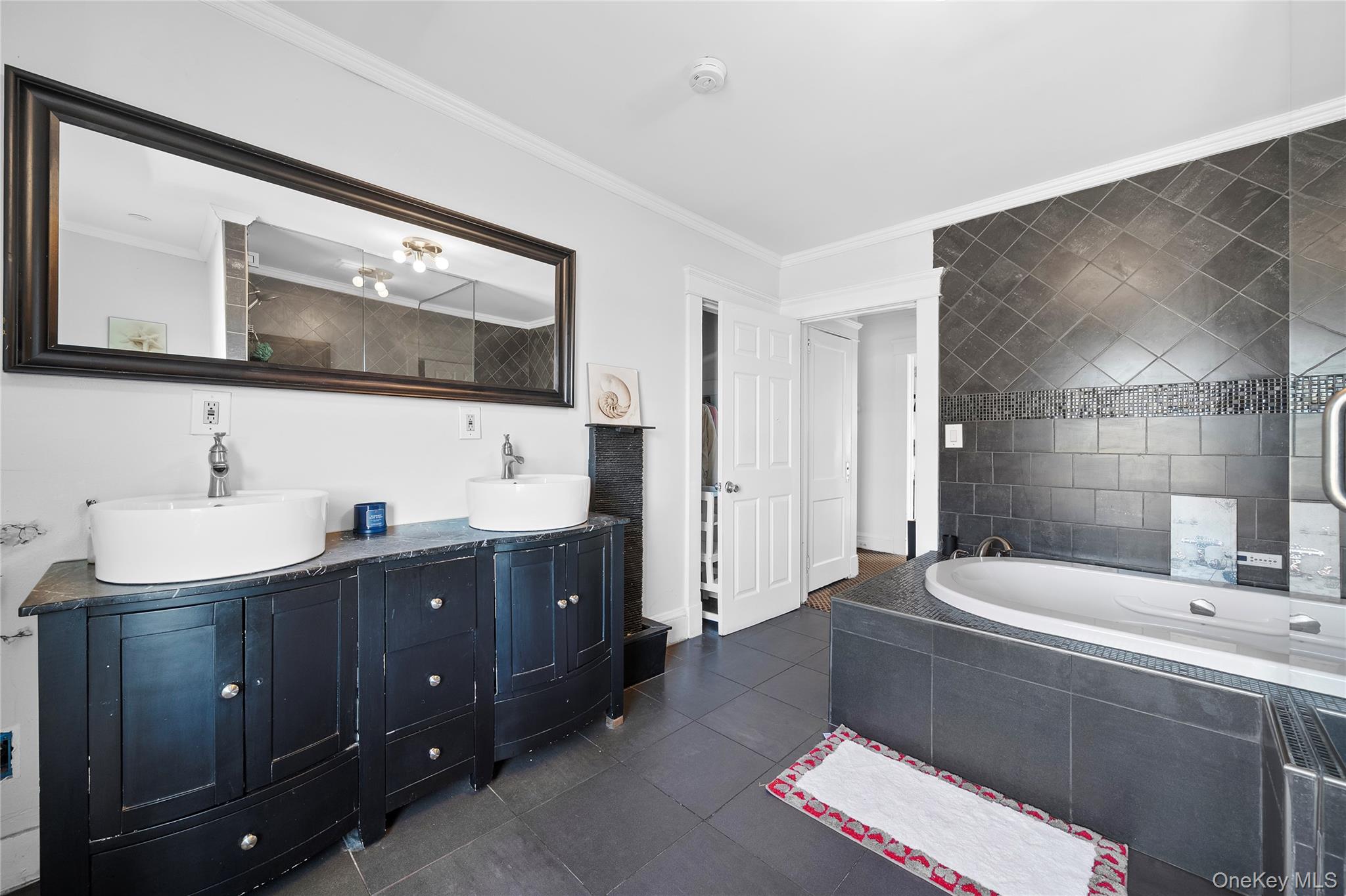 70 Park Avenue Bay Shore Bay Shore, NY 11706