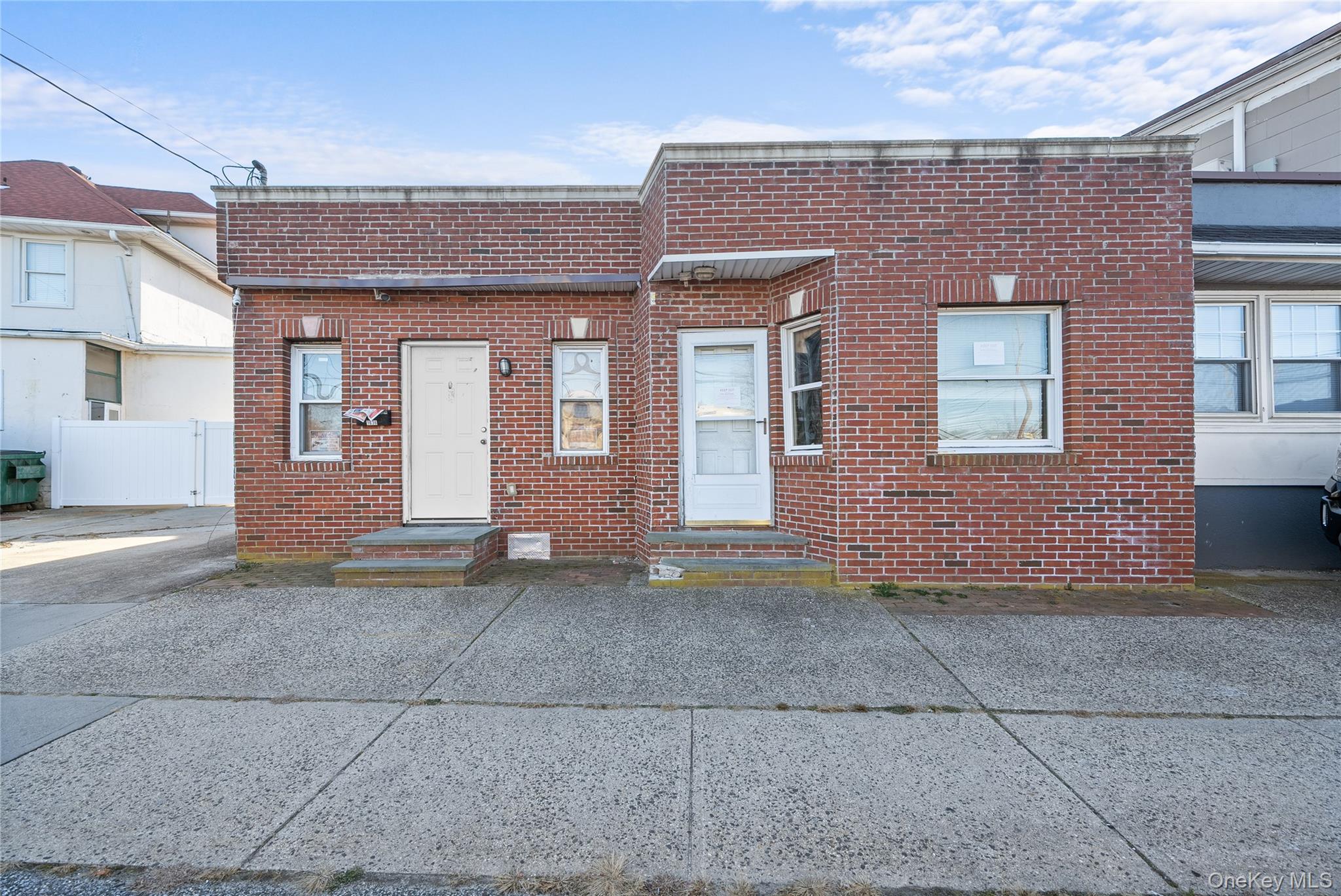 70 Park Avenue Bay Shore Bay Shore, NY 11706