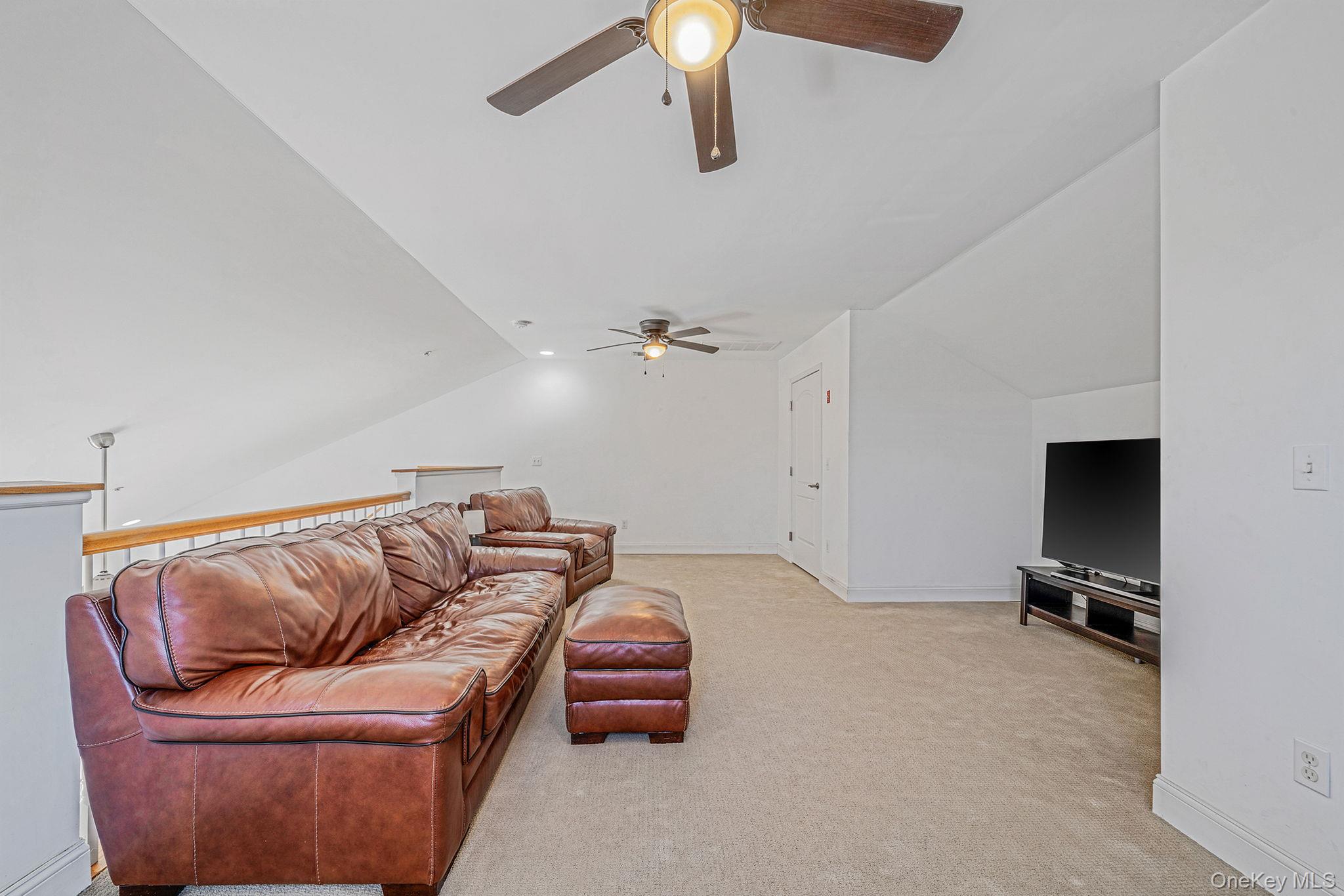 73 Millie Court Patchogue Patchogue, NY 11772