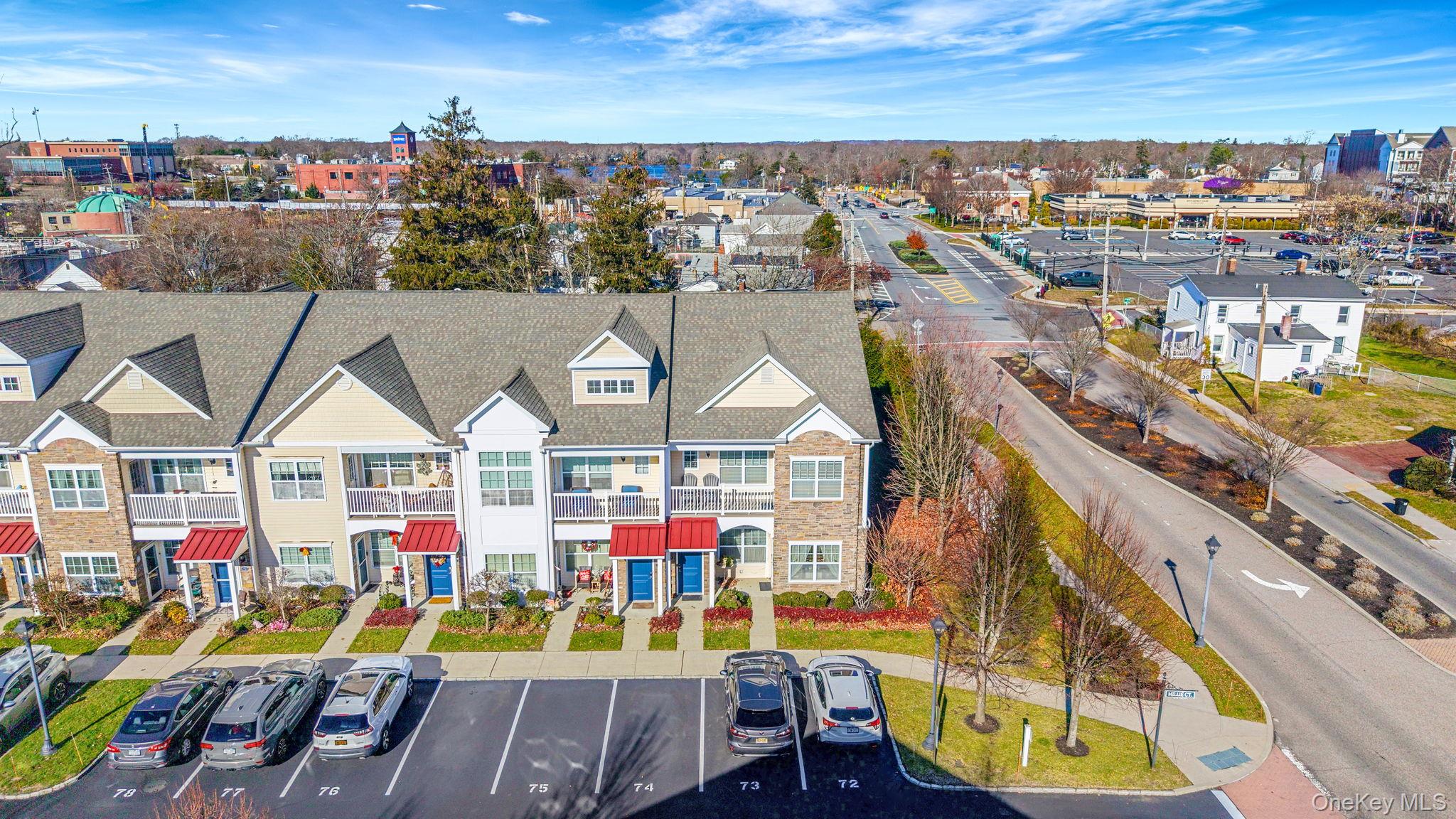 73 Millie Court Patchogue Patchogue, NY 11772