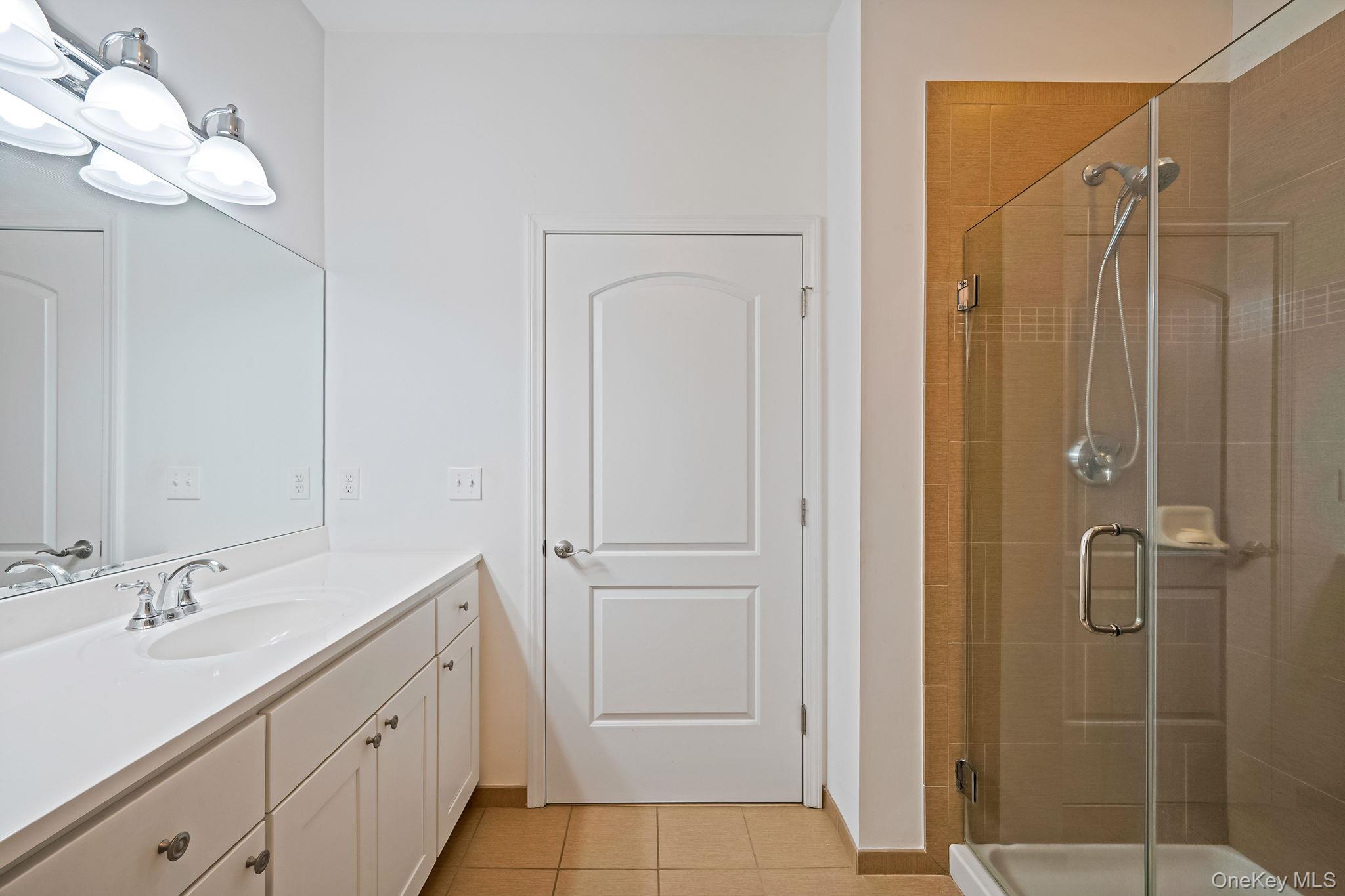 73 Millie Court Patchogue Patchogue, NY 11772