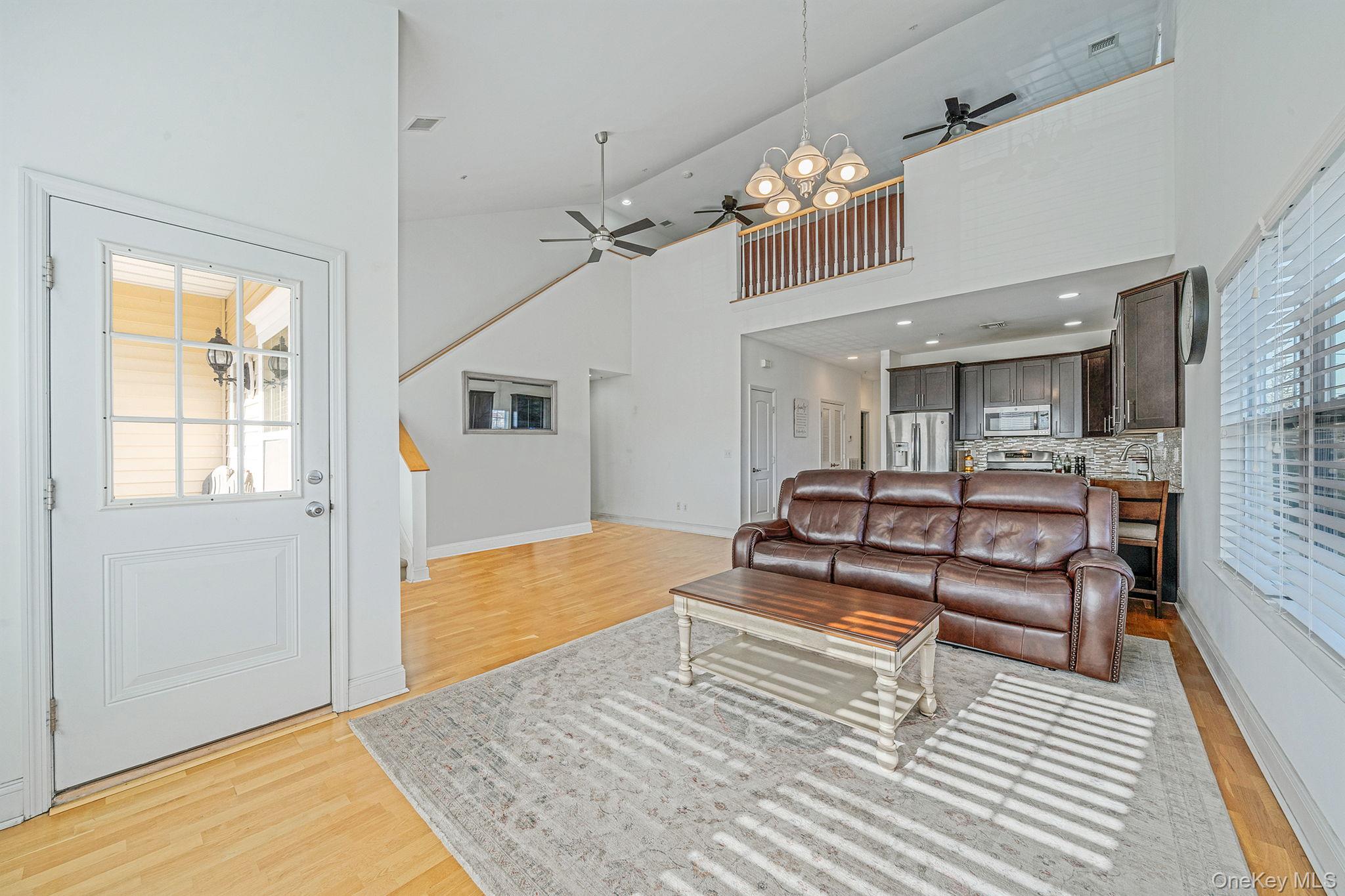 73 Millie Court Patchogue Patchogue, NY 11772