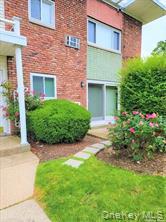 259 N Newbridge Road Levittown Levittown, NY 11756