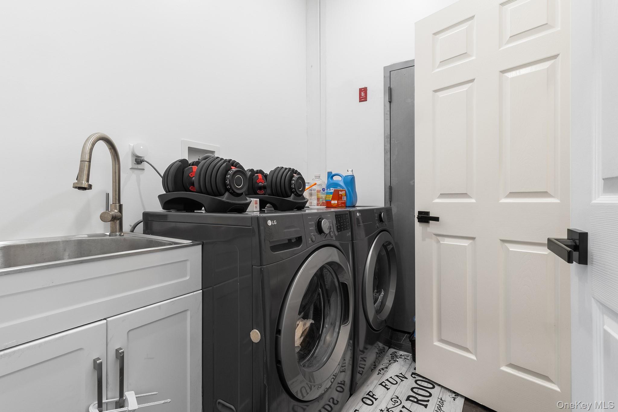 166 17th Street West Babylon, NY 11704