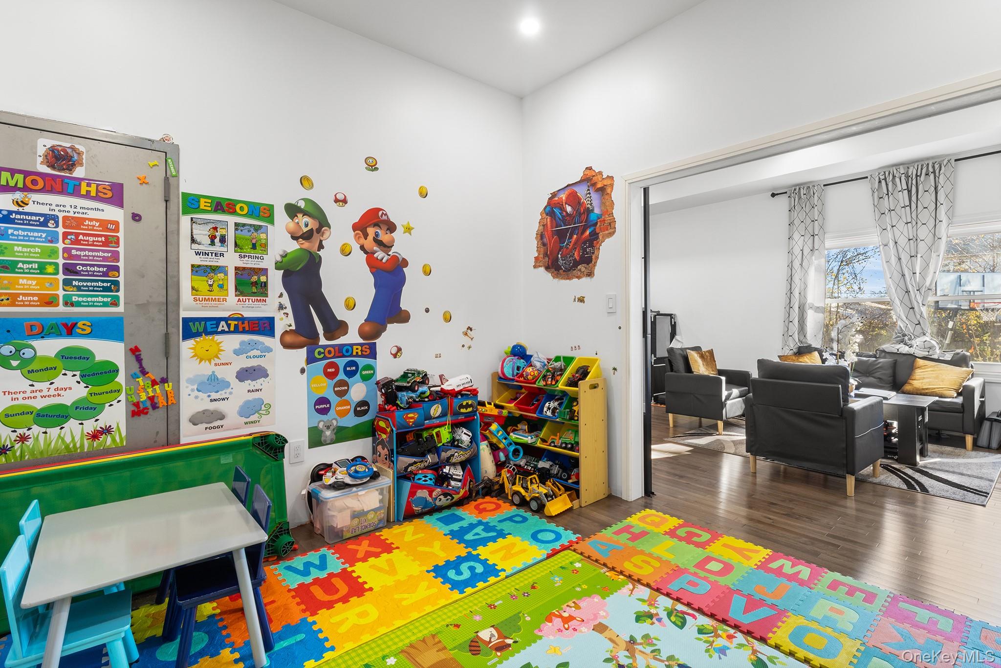 166 17th Street West Babylon, NY 11704