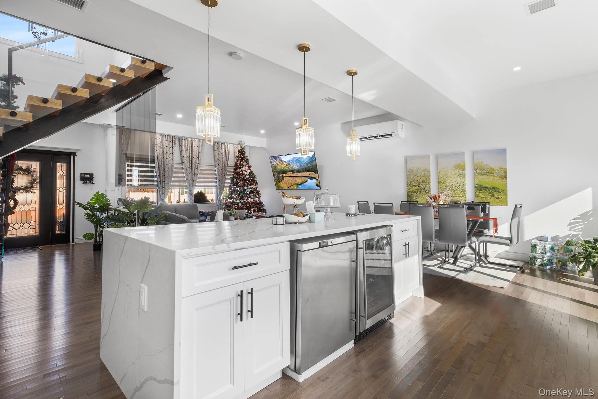 166 17th Street West Babylon, NY 11704