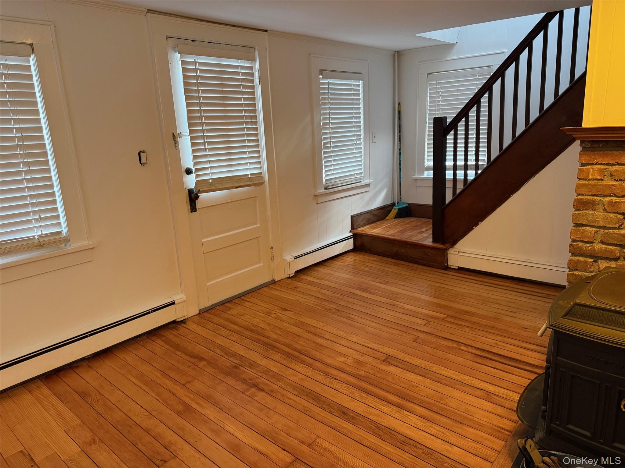 182 Maple Hill Road Huntington Huntington, NY 11743