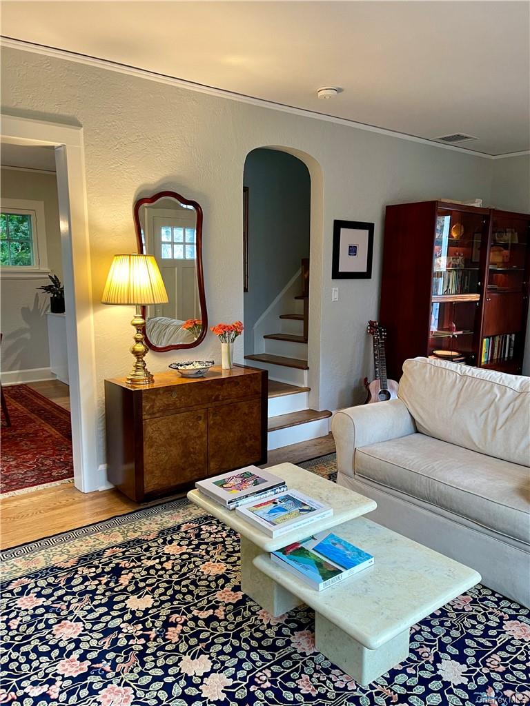 64 Parkview Drive Bronxville Bronxville, NY 10708