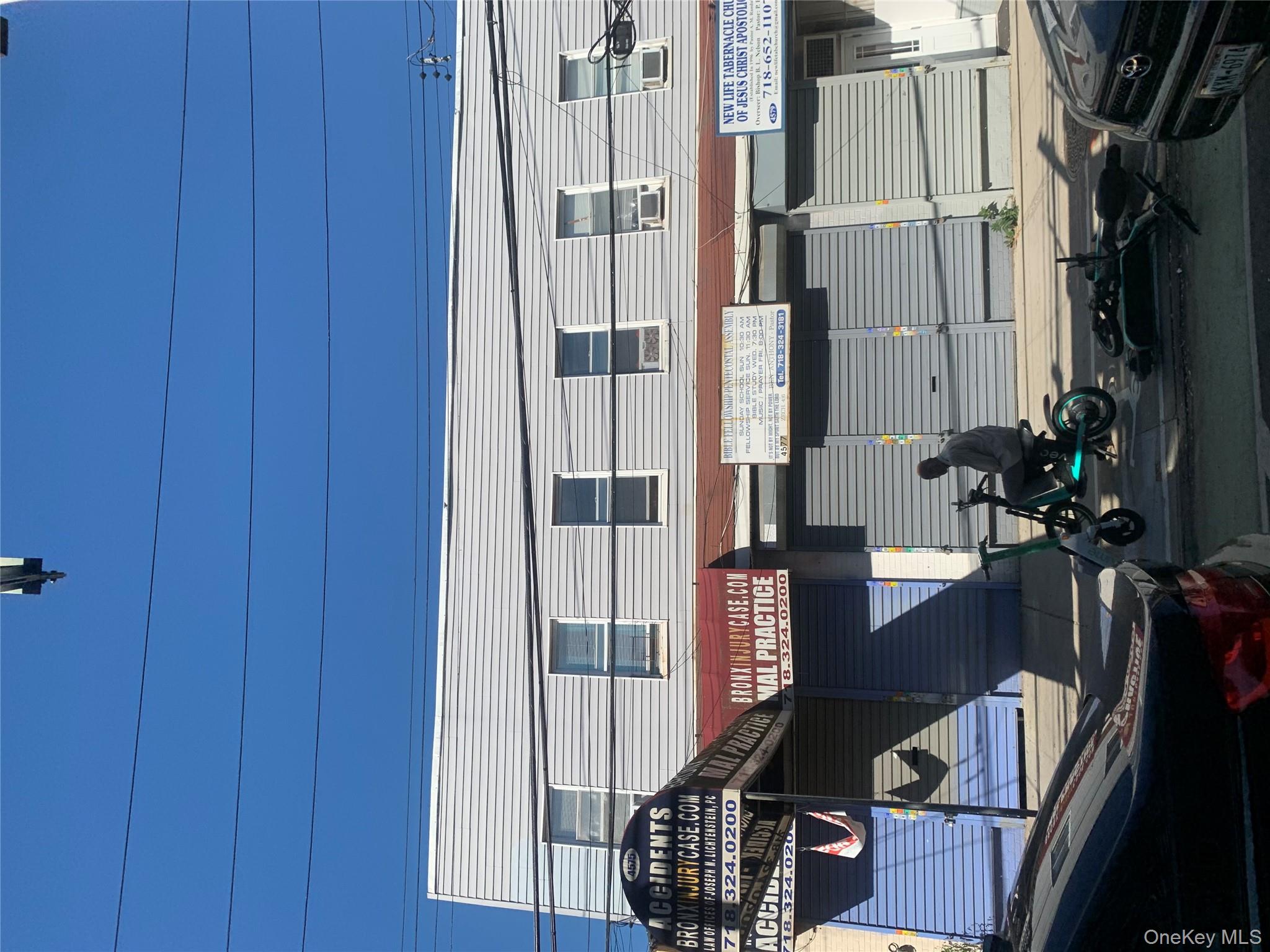 4575 White Plains Road Bronx, NY 10470