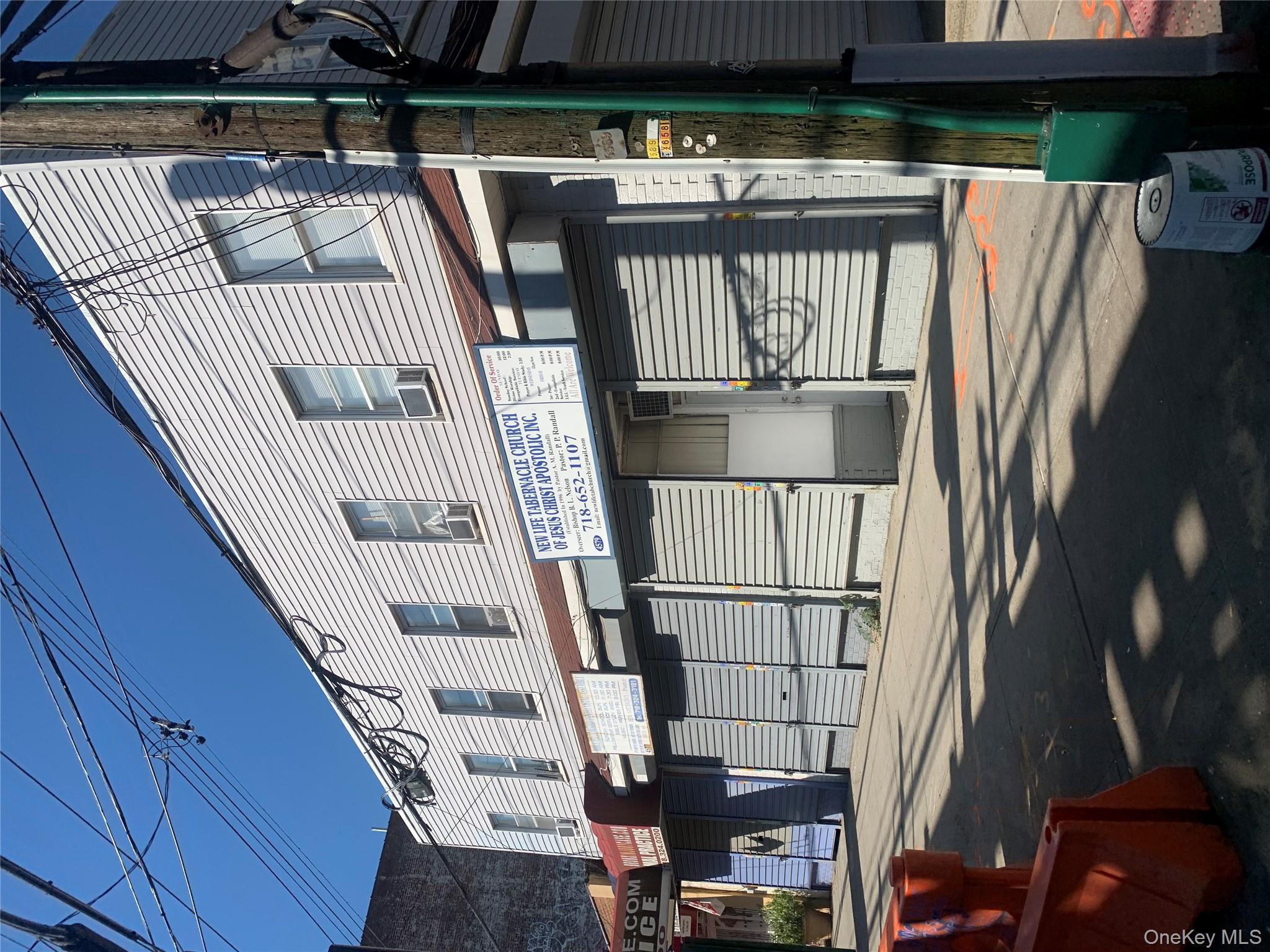 4575 White Plains Road Bronx, NY 10470