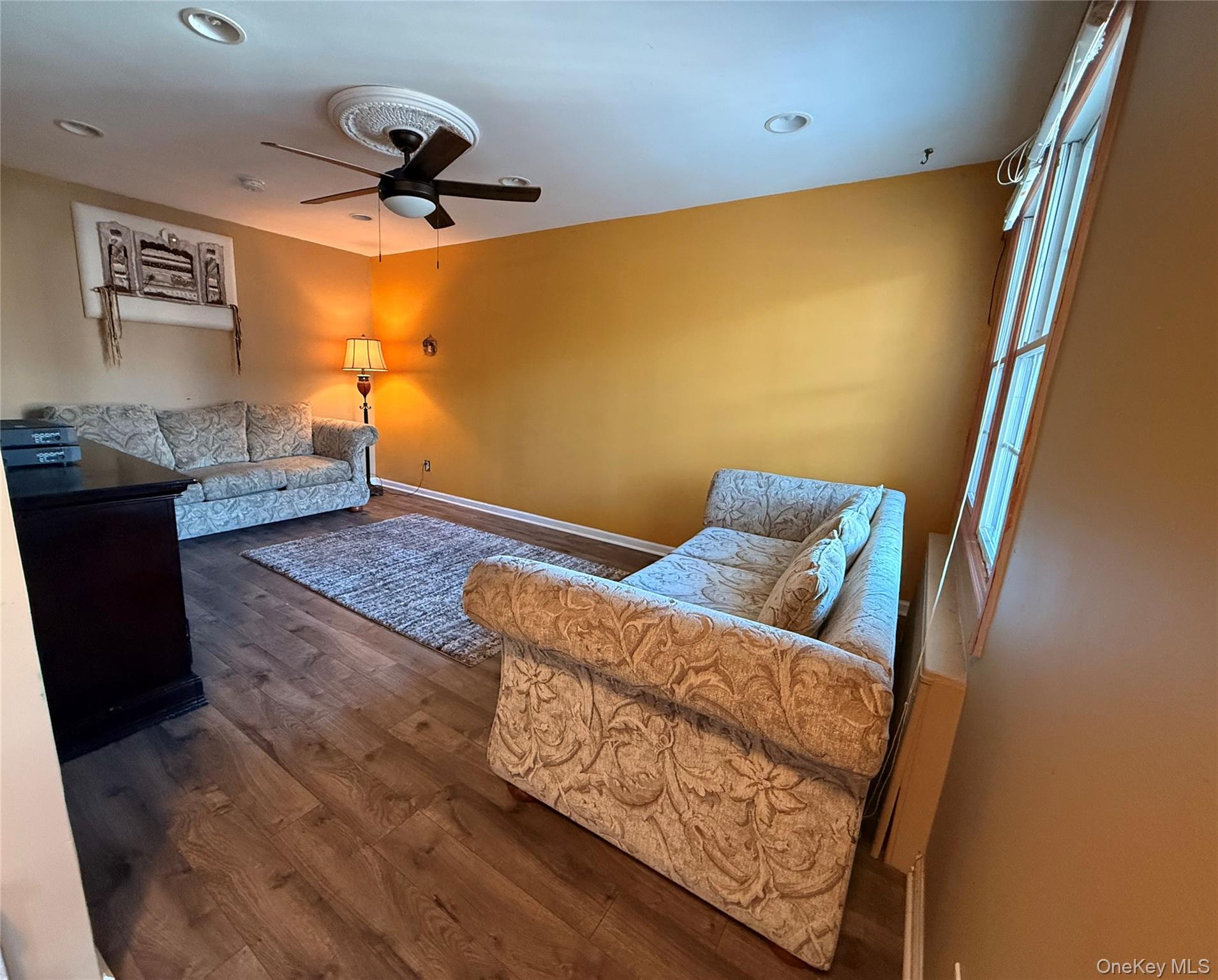 1074 Harrison Street Uniondale Uniondale, NY 11553