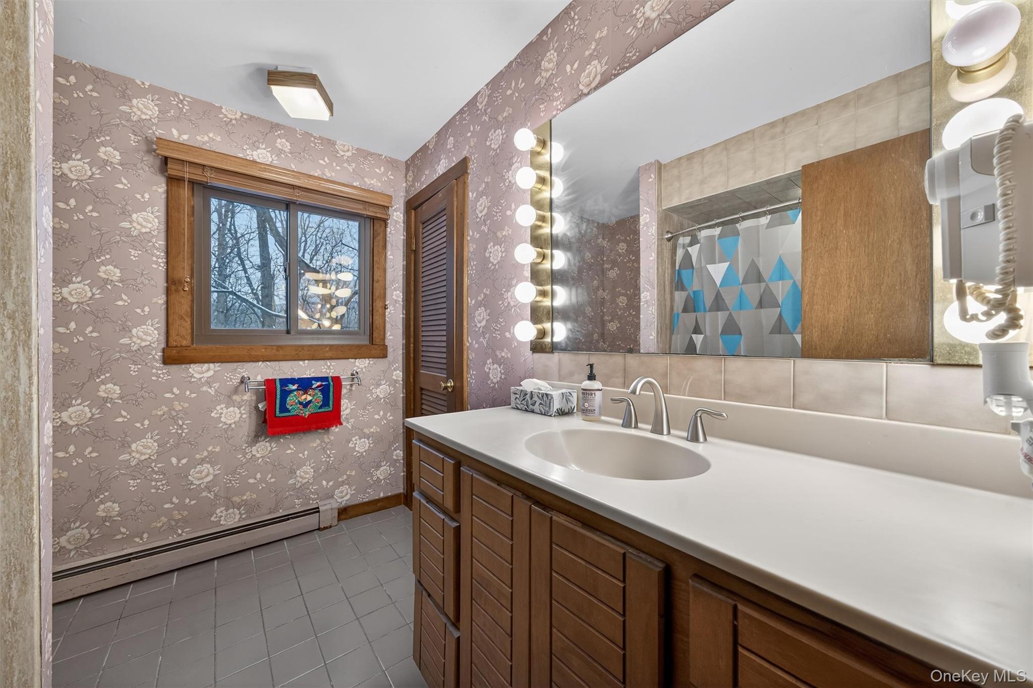 9 Kings Point Lane Out of NYC Washingtonville, NY 10992