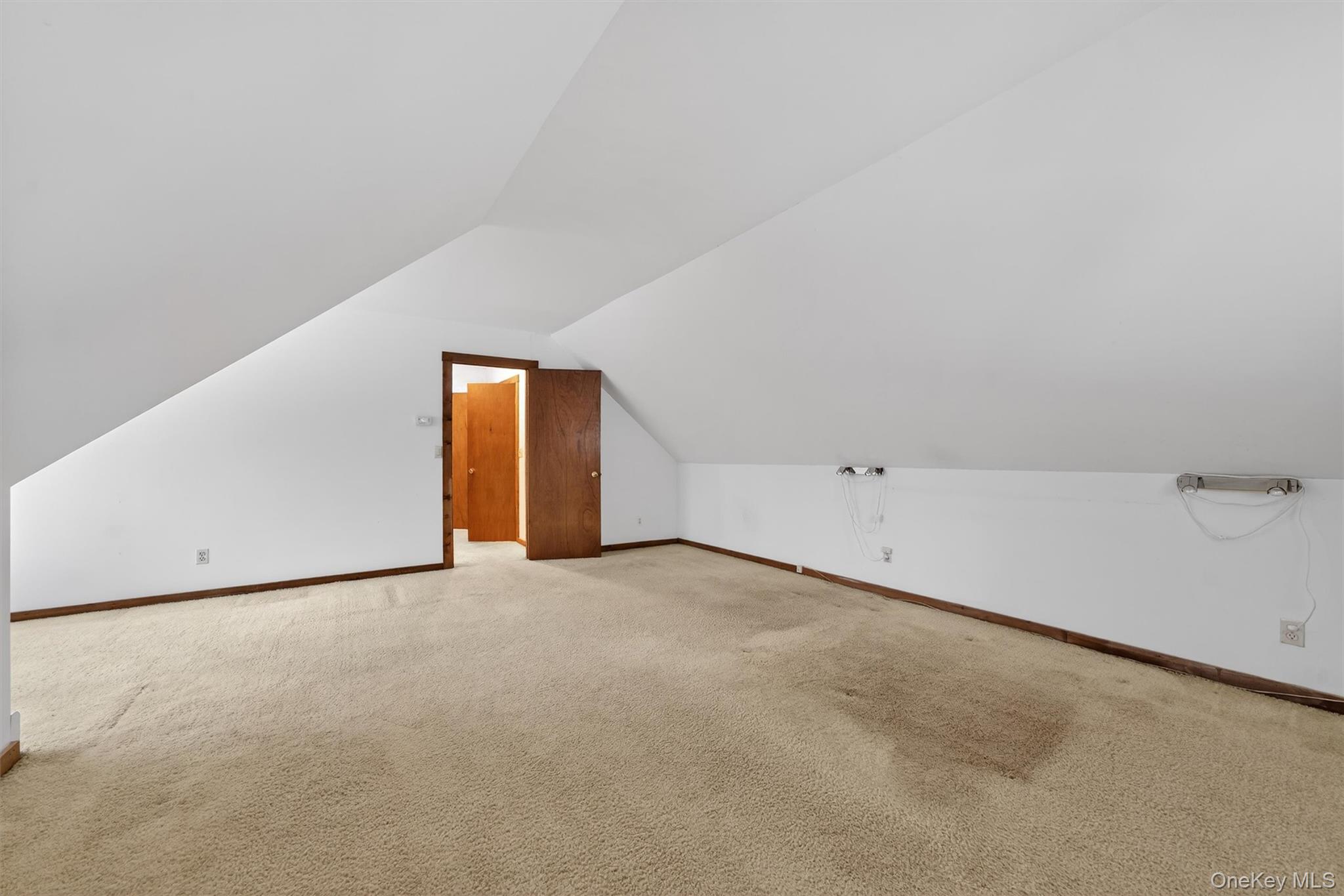 9 Kings Point Lane Out of NYC Washingtonville, NY 10992