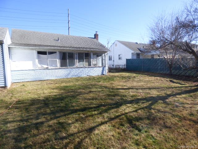35 Gardner Avenue Hicksville Hicksville, NY 11801