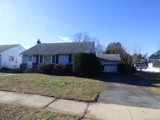 35 Gardner Avenue Hicksville Hicksville, NY 11801