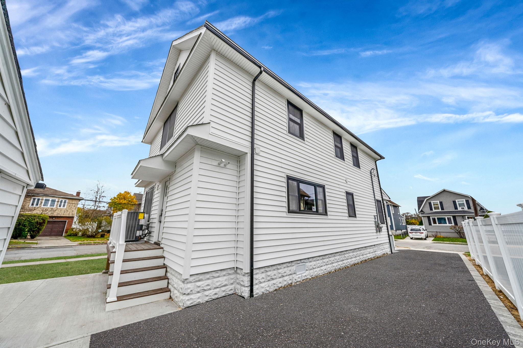 2929 Yale Place Baldwin Baldwin, NY 11510