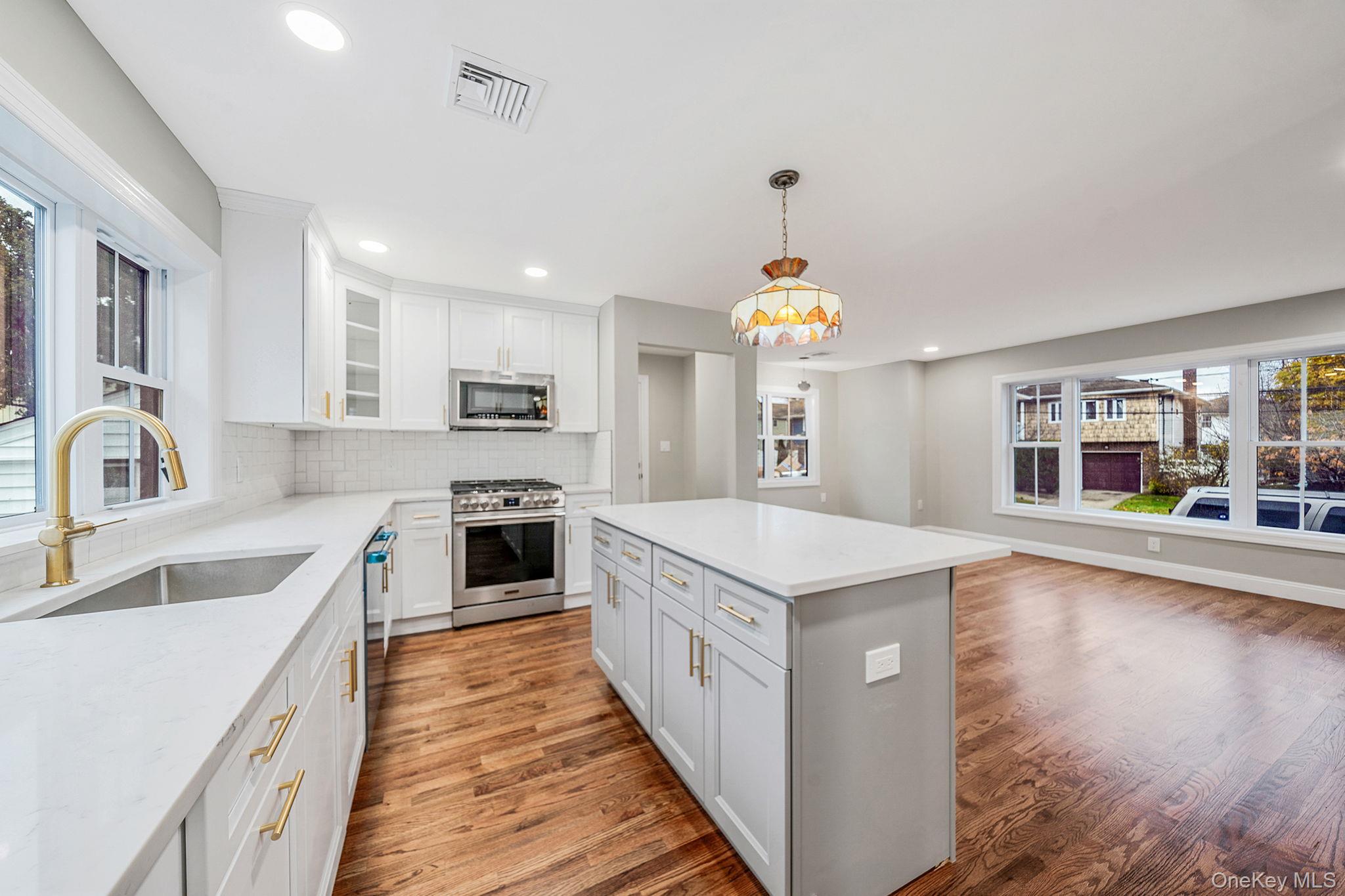 2929 Yale Place Baldwin Baldwin, NY 11510