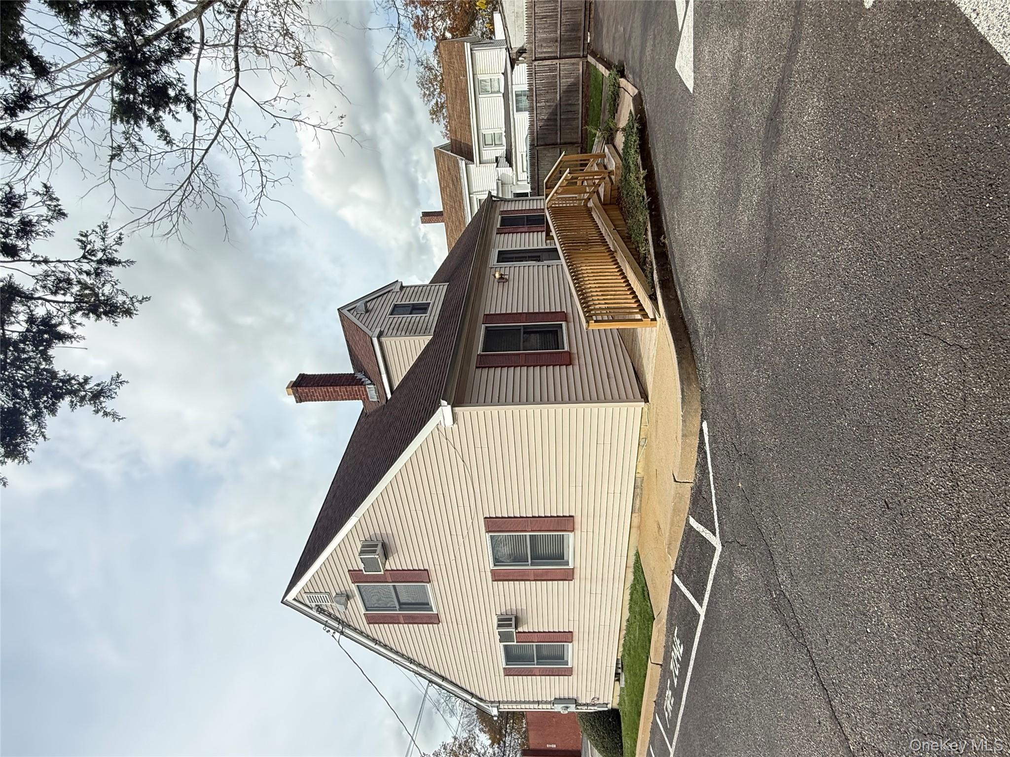 420 Osborn Avenue Riverhead Riverhead, NY 11901