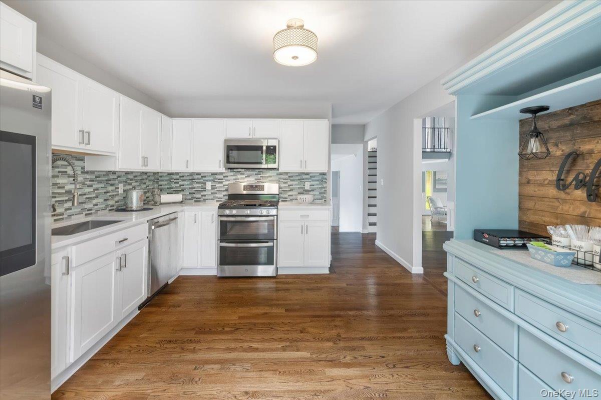 107 Tennyson Drive Out of NYC Nanuet, NY 10954