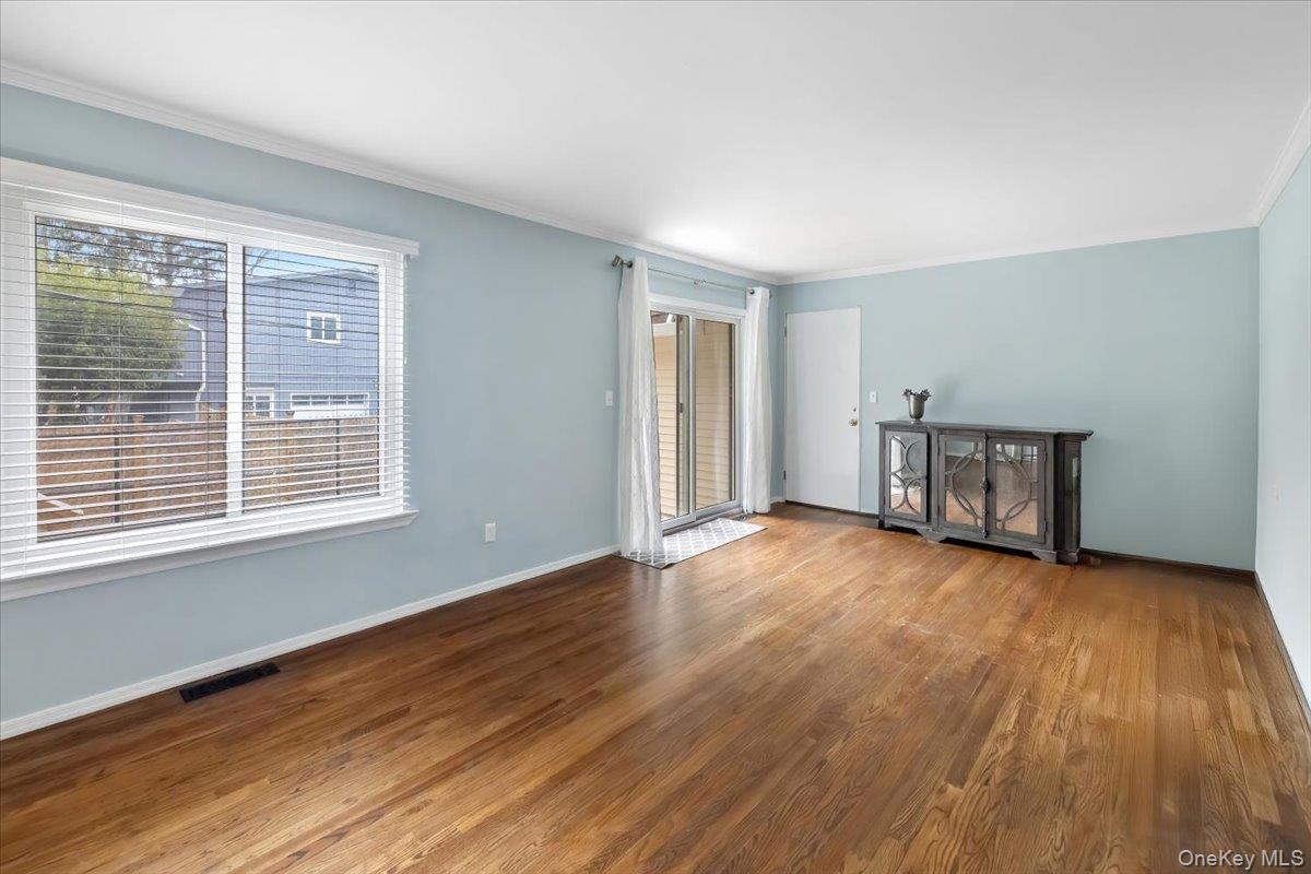 107 Tennyson Drive Out of NYC Nanuet, NY 10954