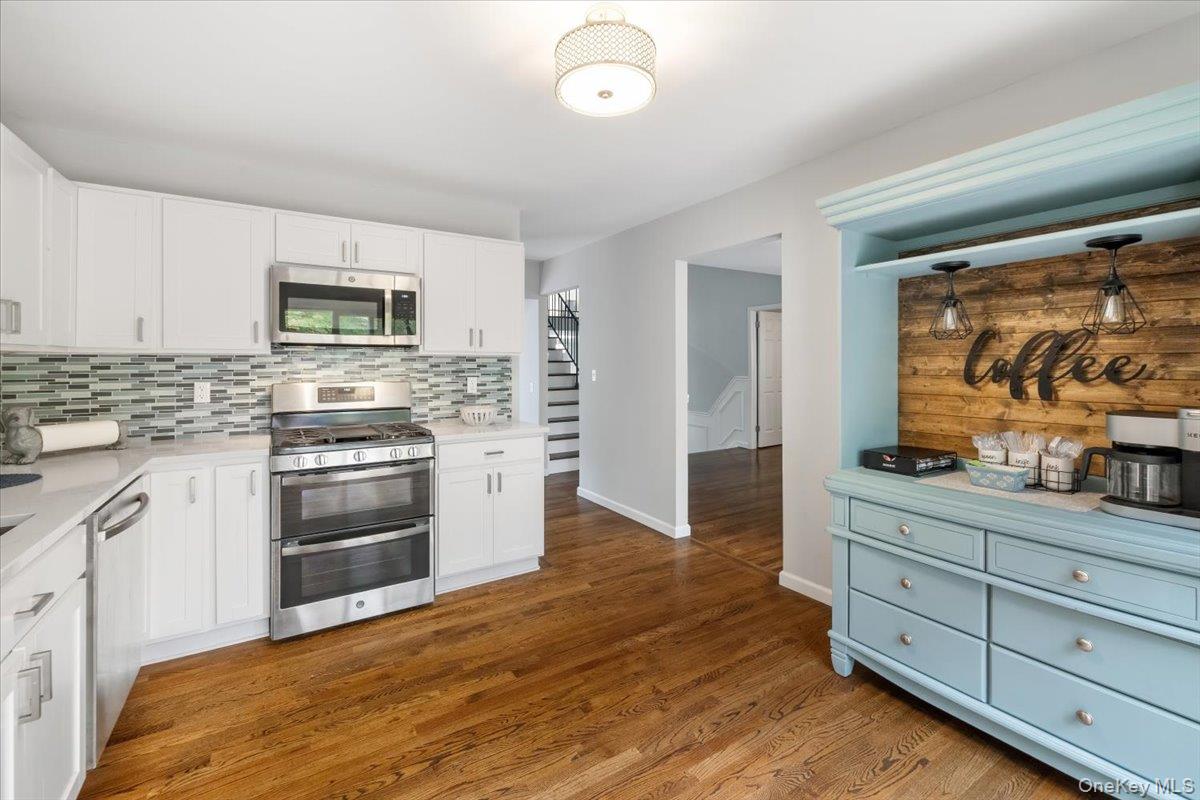 107 Tennyson Drive Out of NYC Nanuet, NY 10954