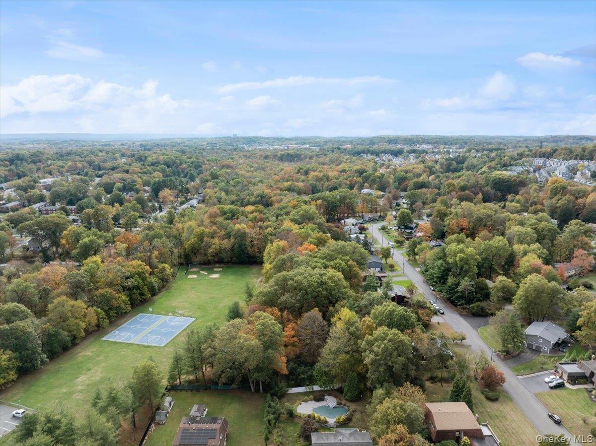 107 Tennyson Drive Out of NYC Nanuet, NY 10954