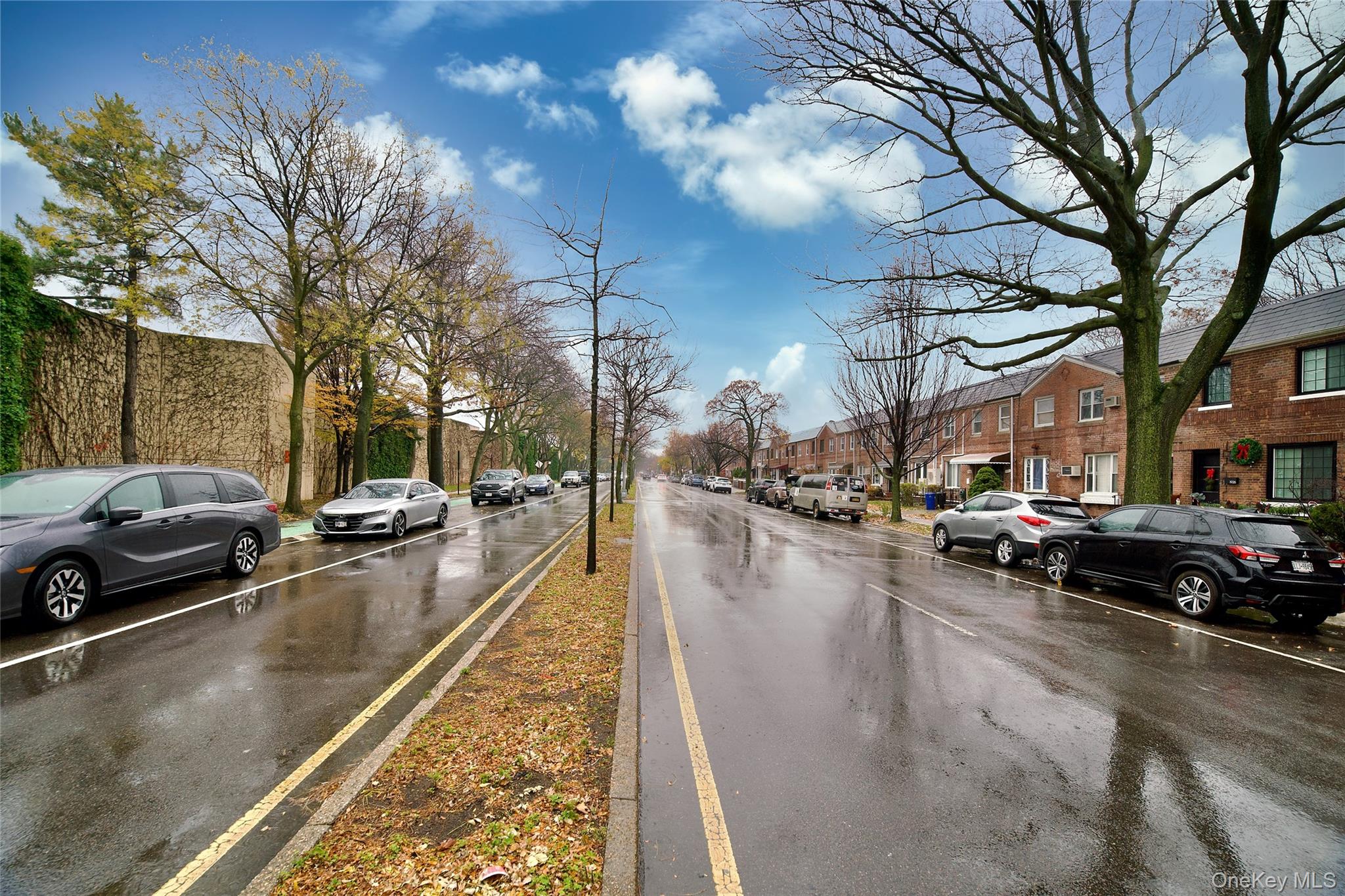 19-22 81 Street East Elmhurst East Elmhurst, NY 11370