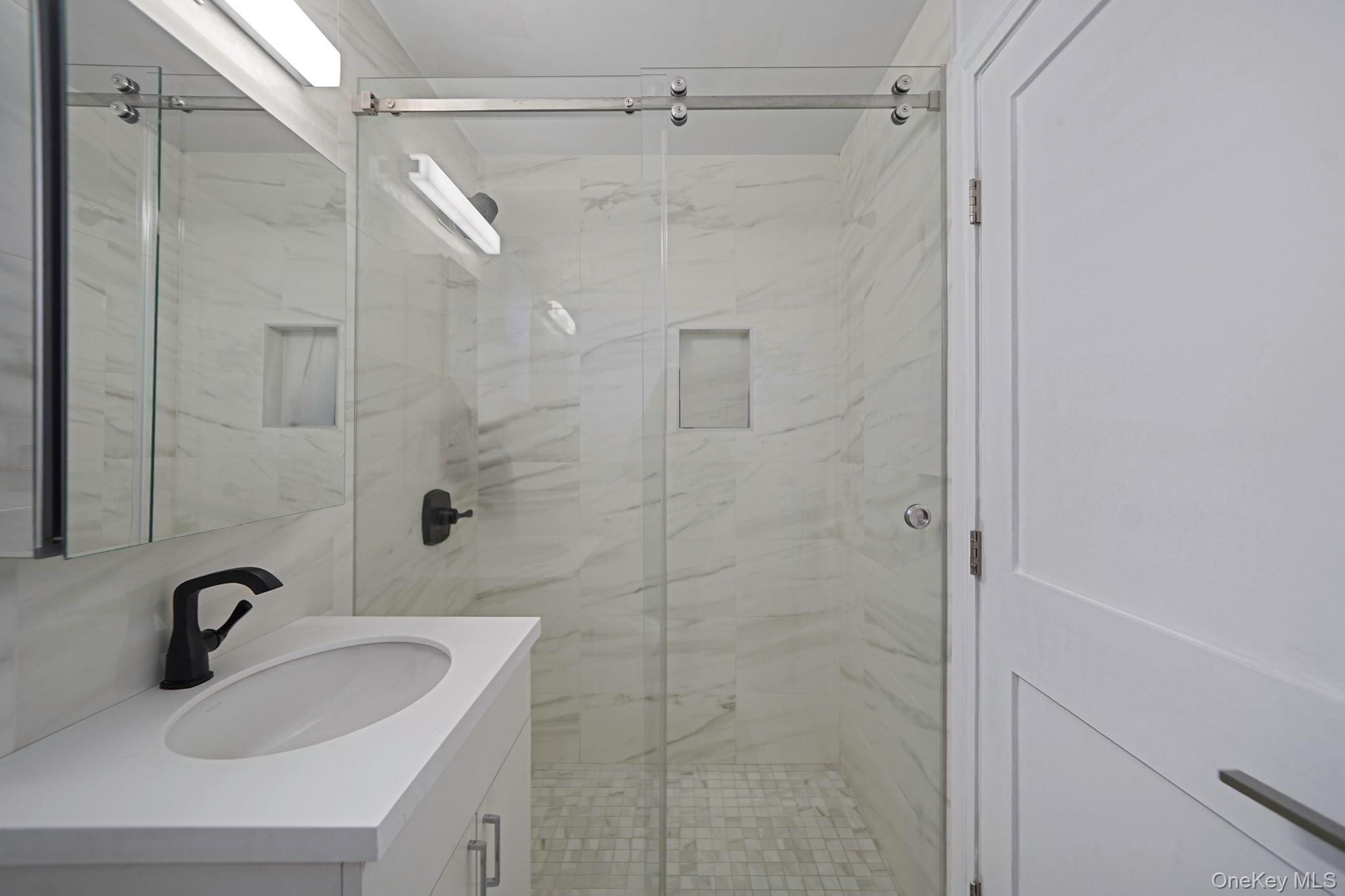 144-66 Village Road 75-D Briarwood Briarwood, NY 11435