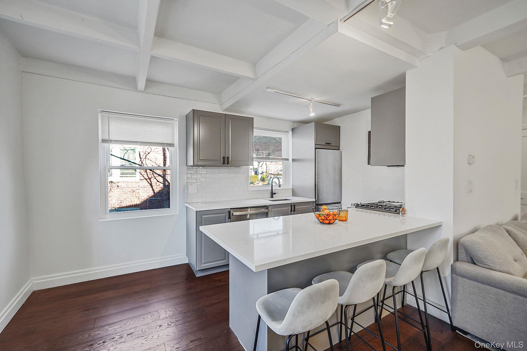 144-66 Village Road 75-D Briarwood Briarwood, NY 11435