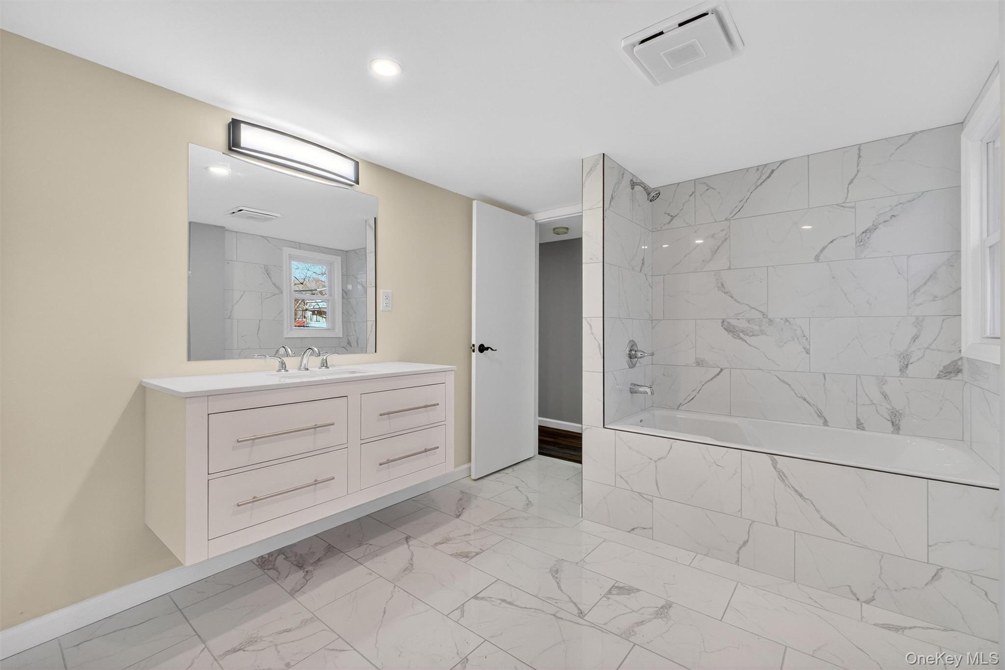 27 Spruce Street Out of NYC Poughkeepsie, NY 12601