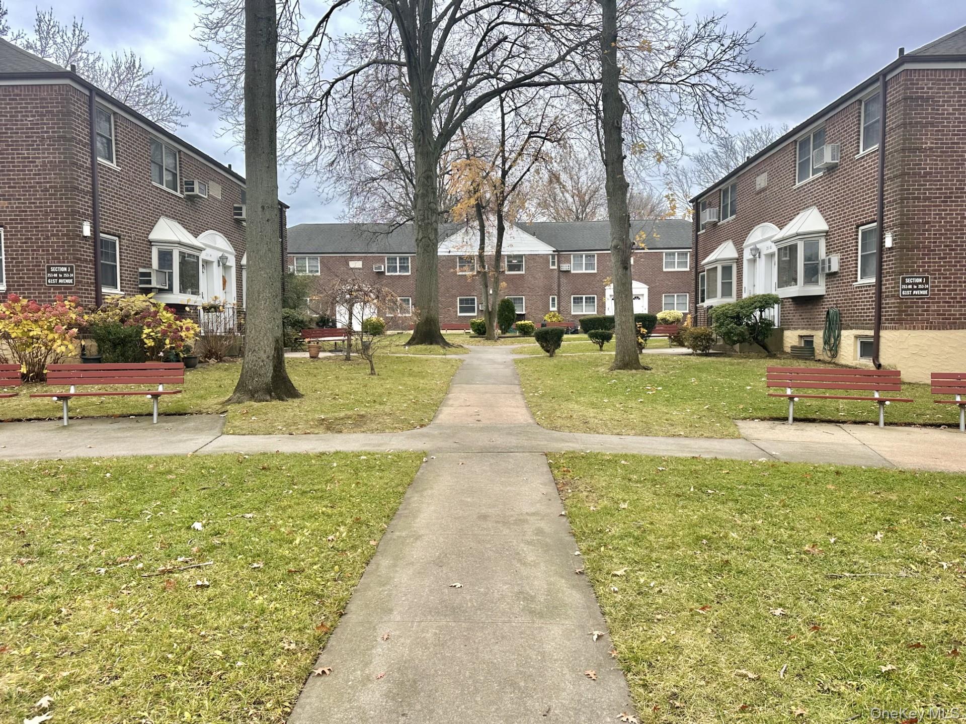 253-32 61st Avenue 1 Little Neck Little Neck, NY 11362