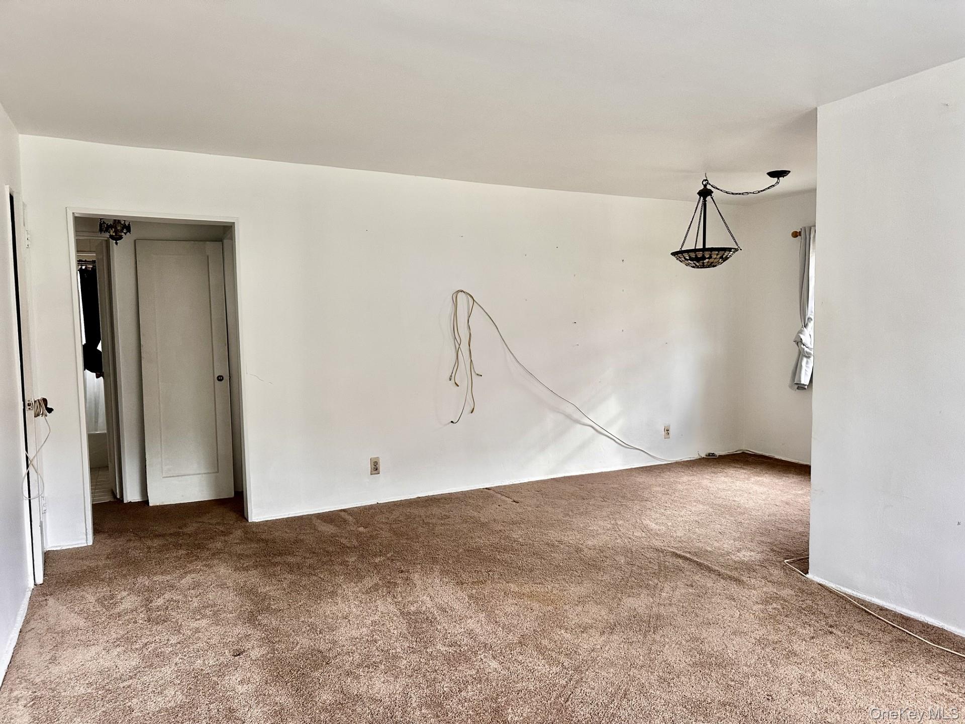 253-32 61st Avenue 1 Little Neck Little Neck, NY 11362