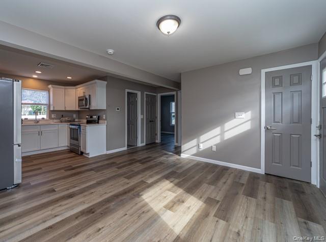 905 Tower Avenue Out of NYC Maybrook, NY 12543