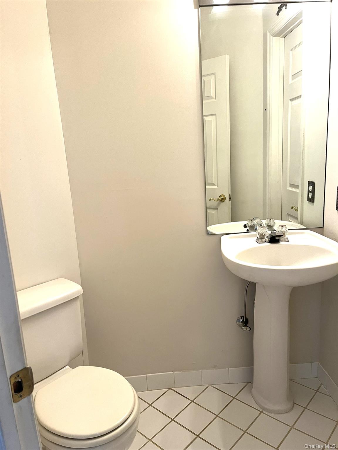 12 Sophia Drive Middle Island Middle Island, NY 11953