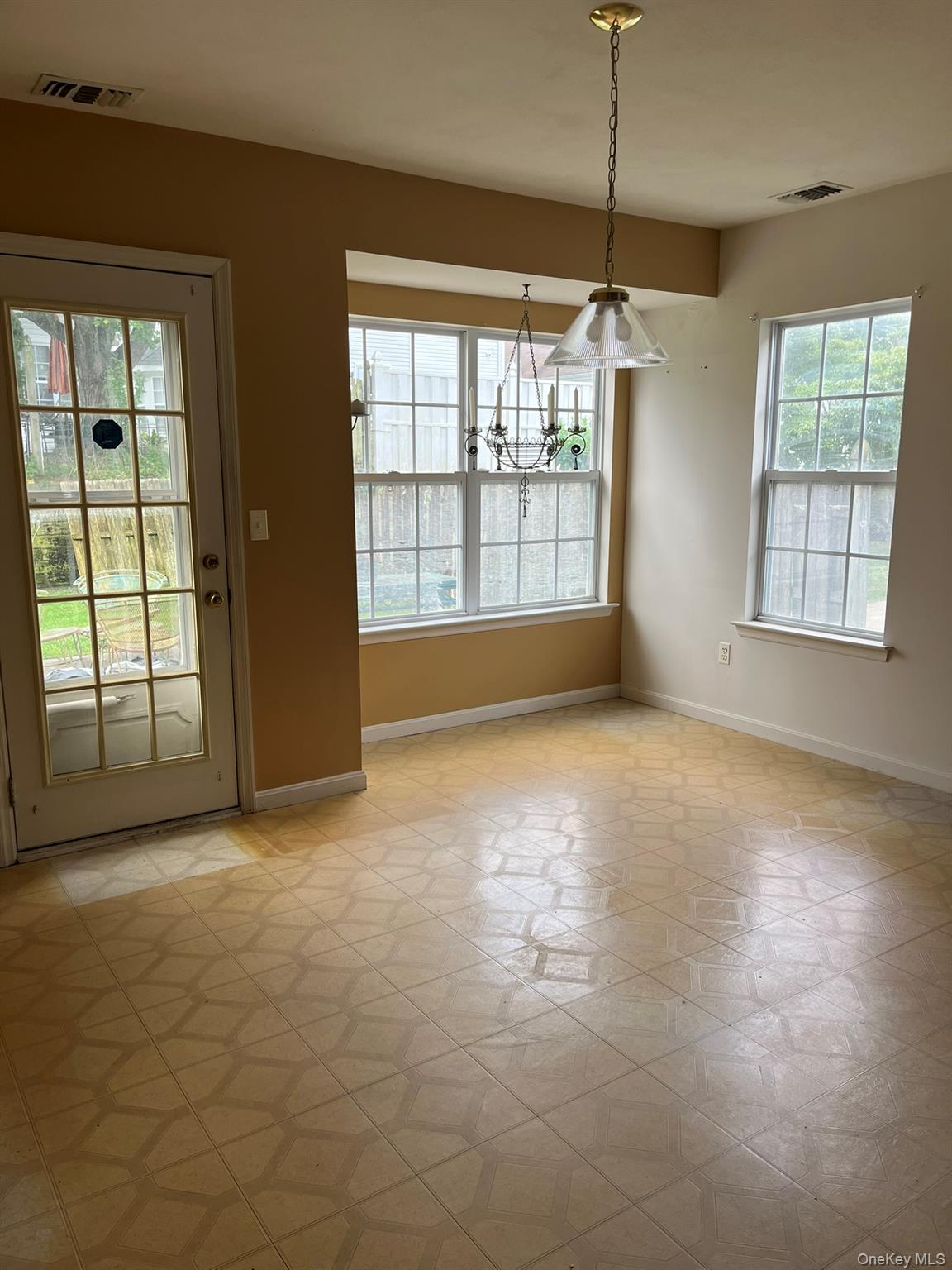 12 Sophia Drive Middle Island Middle Island, NY 11953