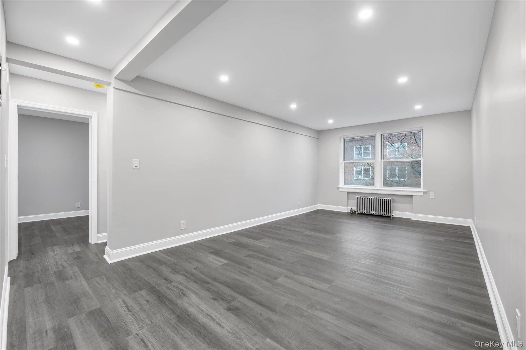 79-06 Main Street 2-J Flushing Flushing, NY 11367