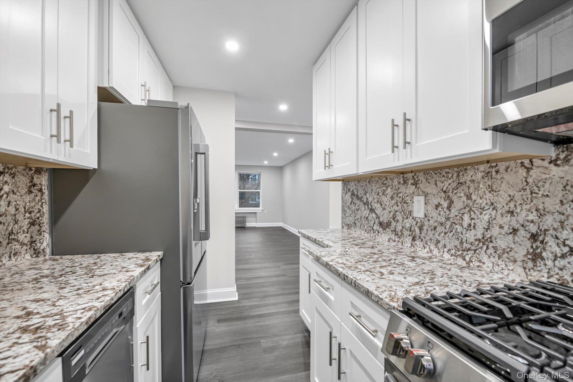 79-06 Main Street 2-J Flushing Flushing, NY 11367